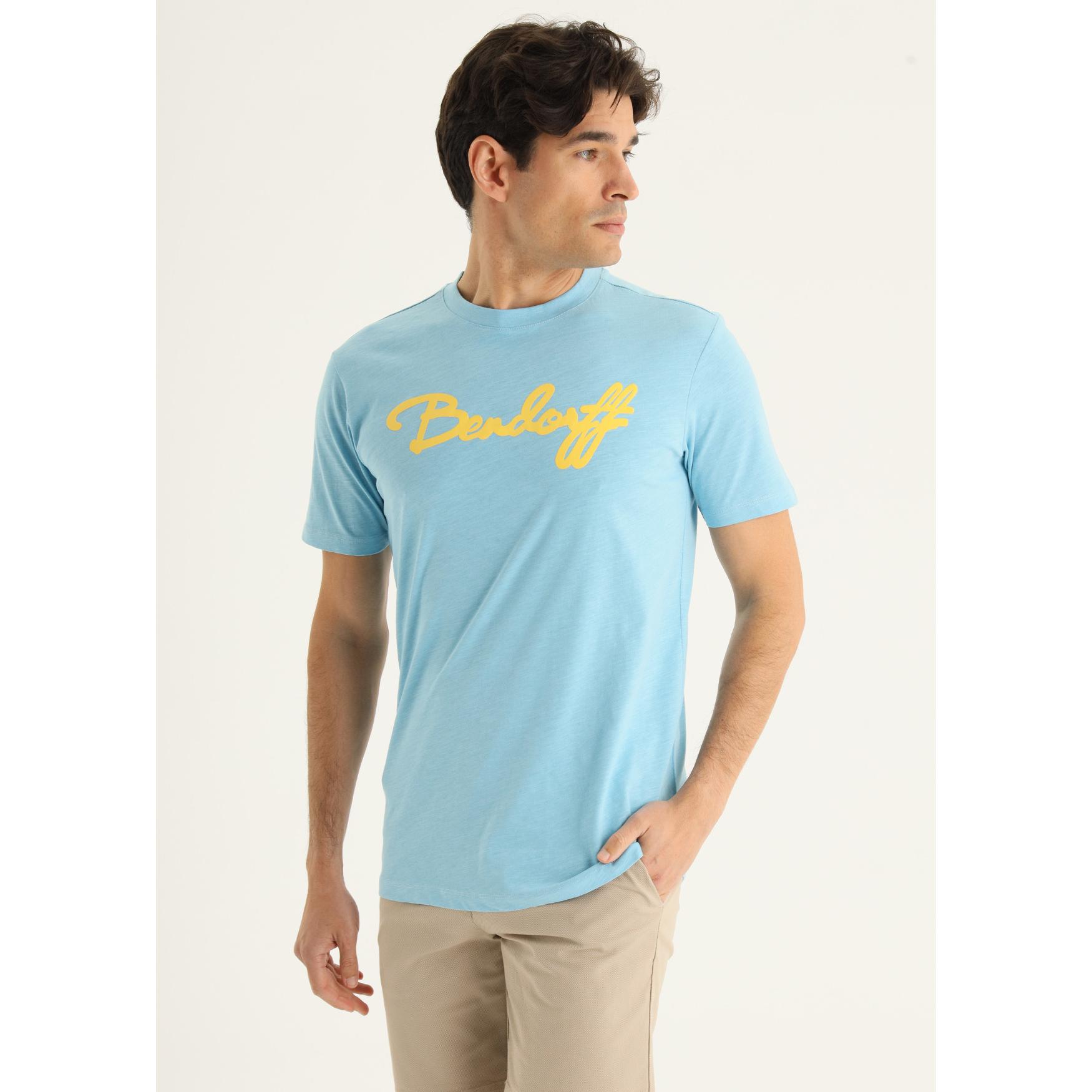 Camiseta de manga corta con logo contraste