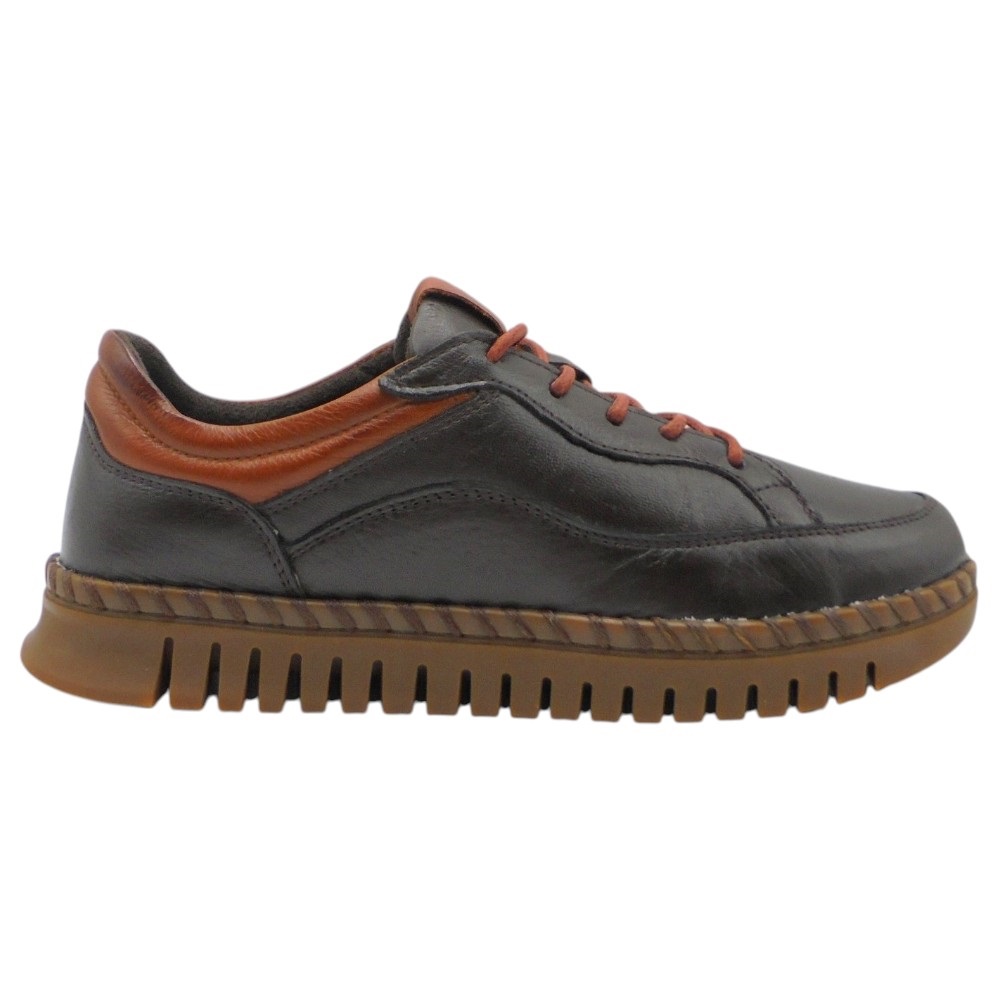Zapatos Erase modelo 060-104 en color Marrón