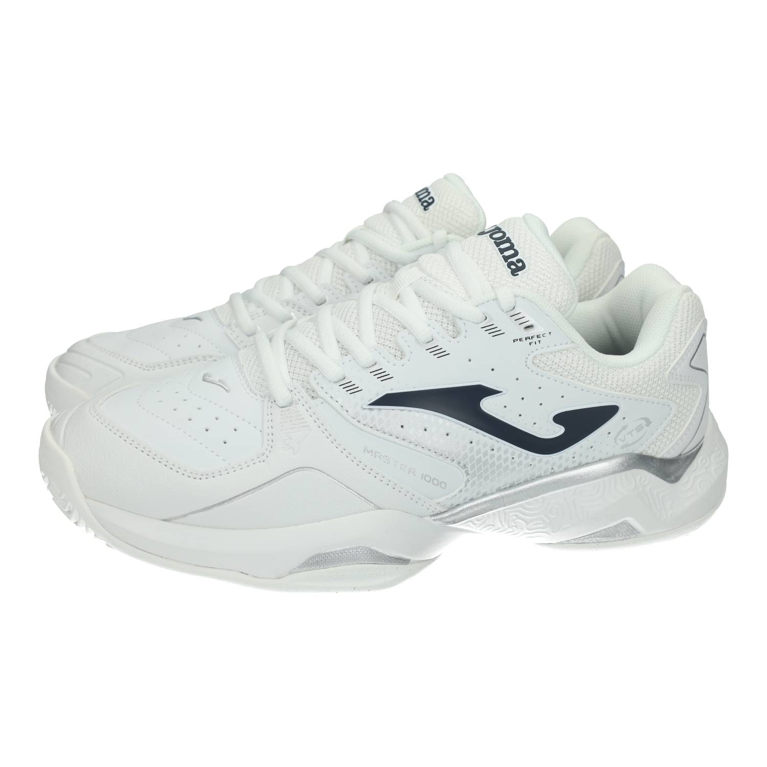 Deportivos marca JOMA para hombre en color blanco. Zapatillas Joma Master 1000 para hombre, deportivas blancas, diseño para tenis, cómodas y resistentes.