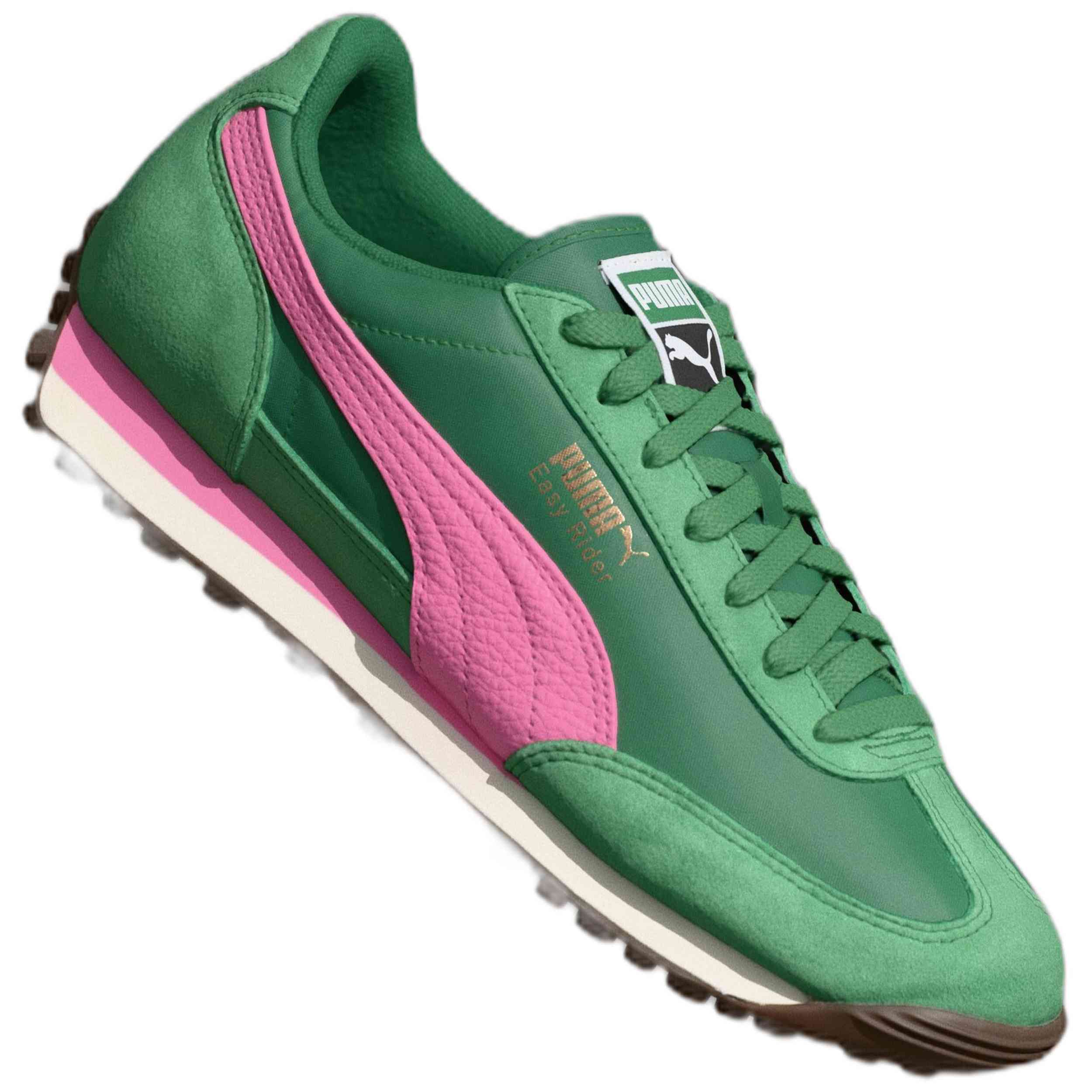 Calzado Puma en color Verde