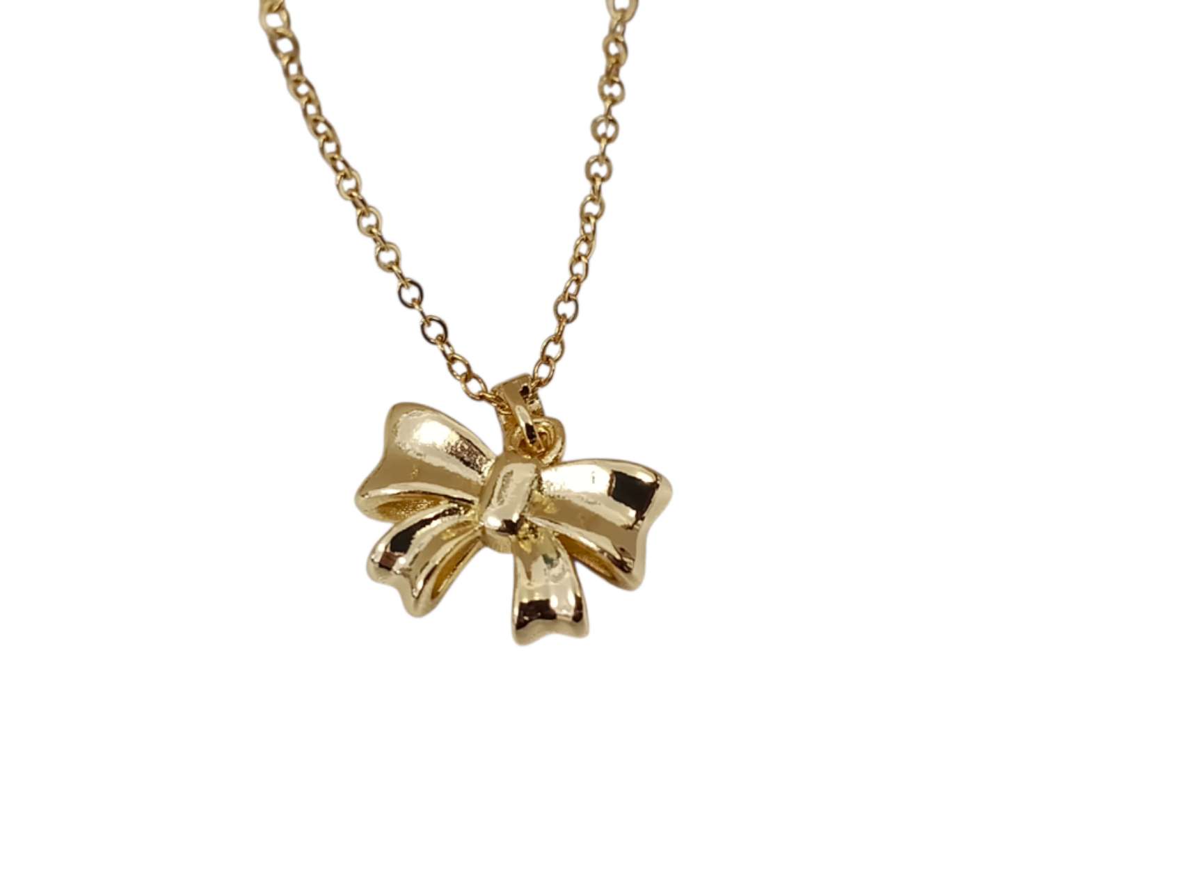 Collar ajustable con colgante de forma lazo acero inoxidable baño de oro 18K PVD waterproof