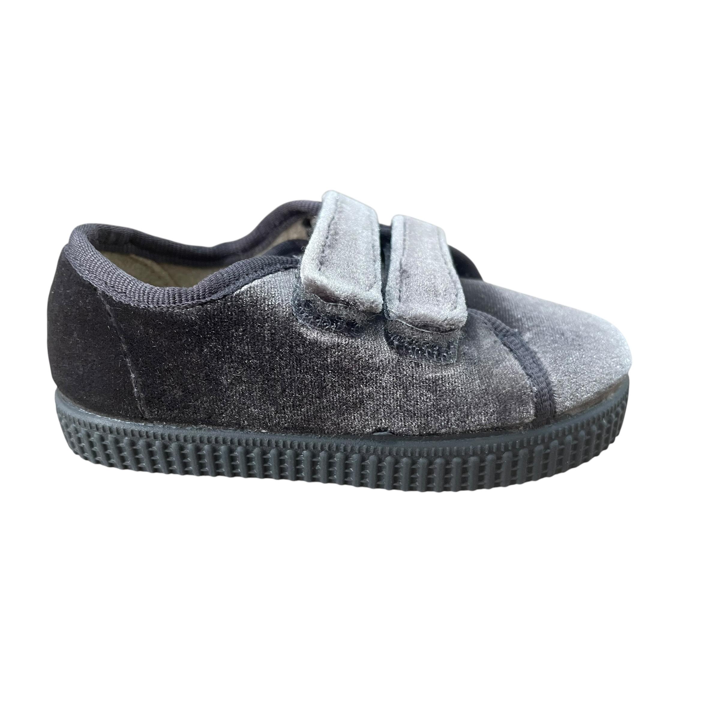 Batilas modelo Deportivas Terciopelo Velcro 56551 Batilas en color Gris