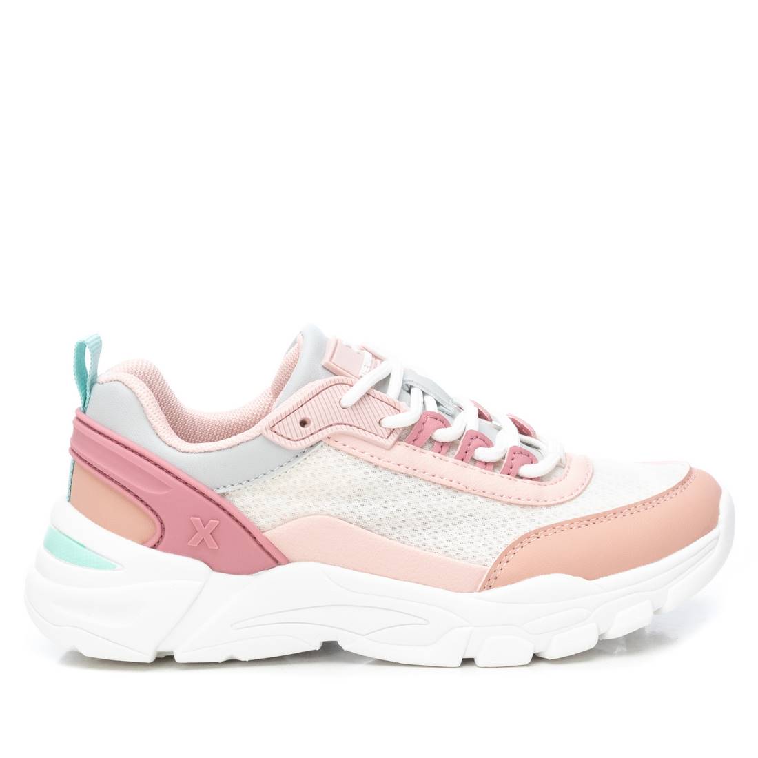Zapatillas Xti modelo 15075902 en color Rosa