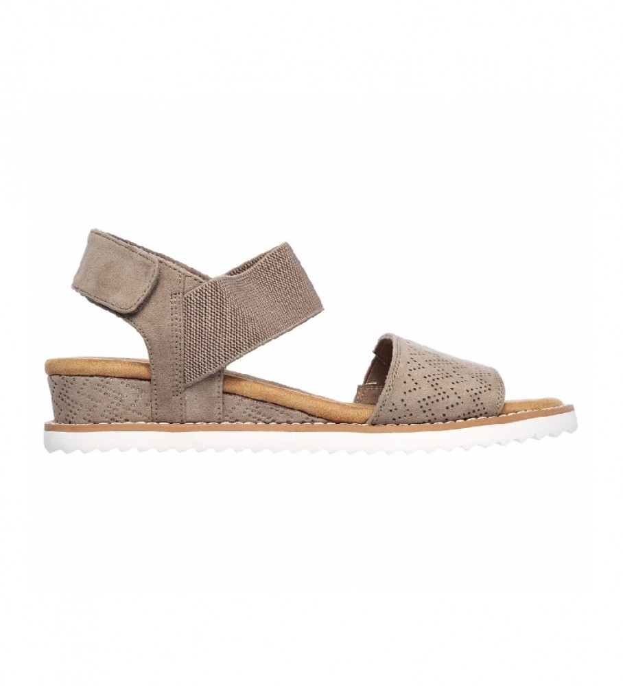 Skechers | Mujer | Sandalias Desert Kiss taupe