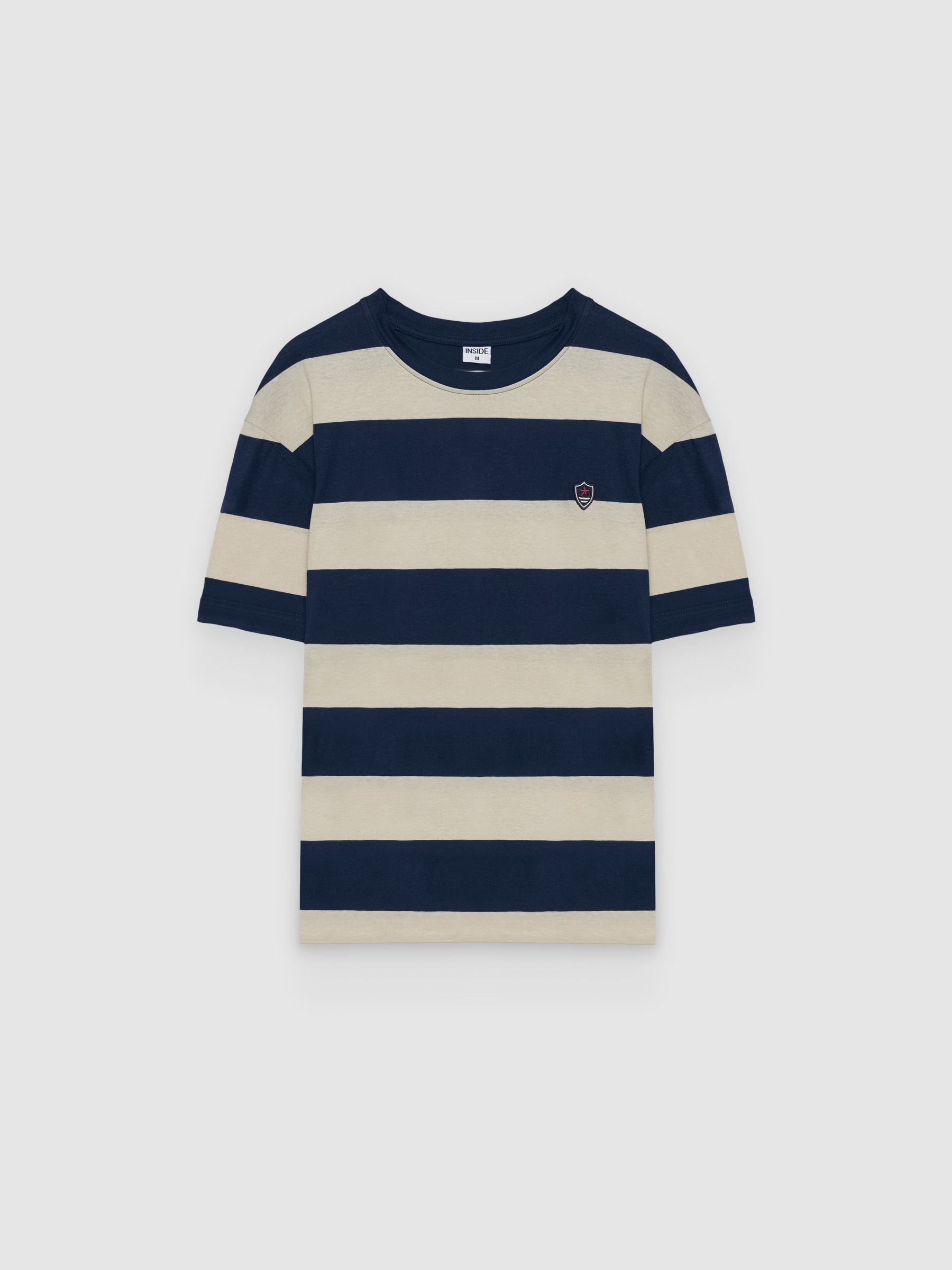 Camiseta de rayas en single jersey, manga corta y cuello redondo, con caída recta y estampado en contraste INSIDE