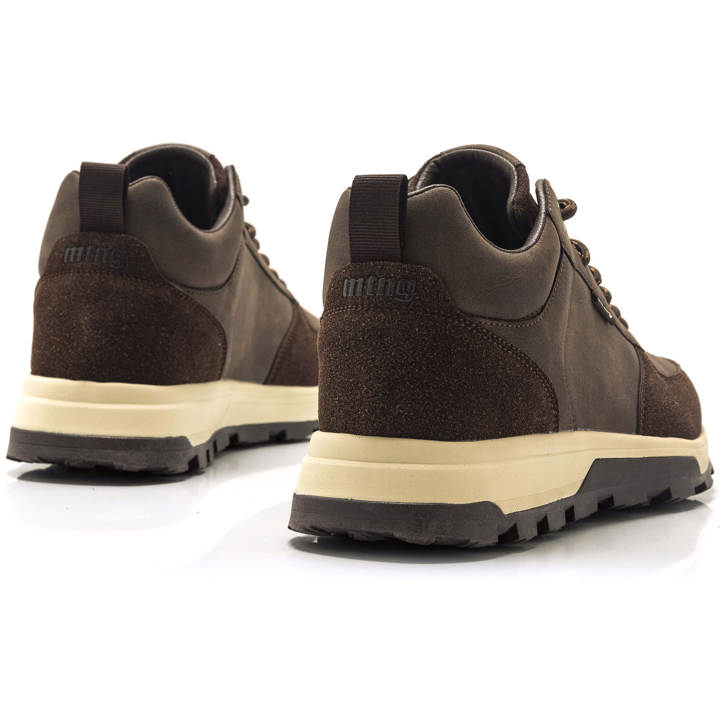 Zapatillas Sneakers Mustang modelo 84452-C54824 para hombre y mujer en color Marron
