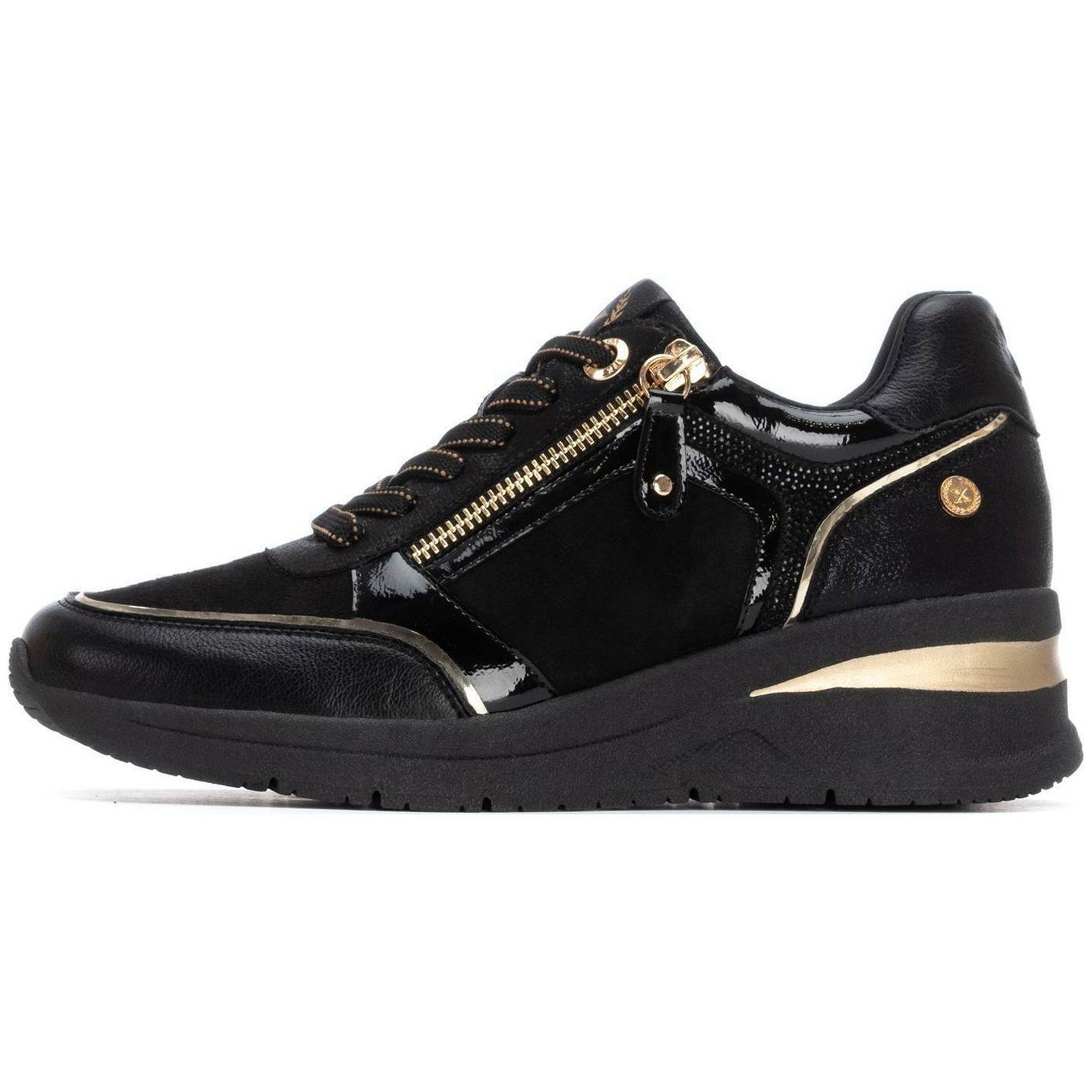 Zapatillas Xti modelo 147-14422301 para Mujer en color Negro