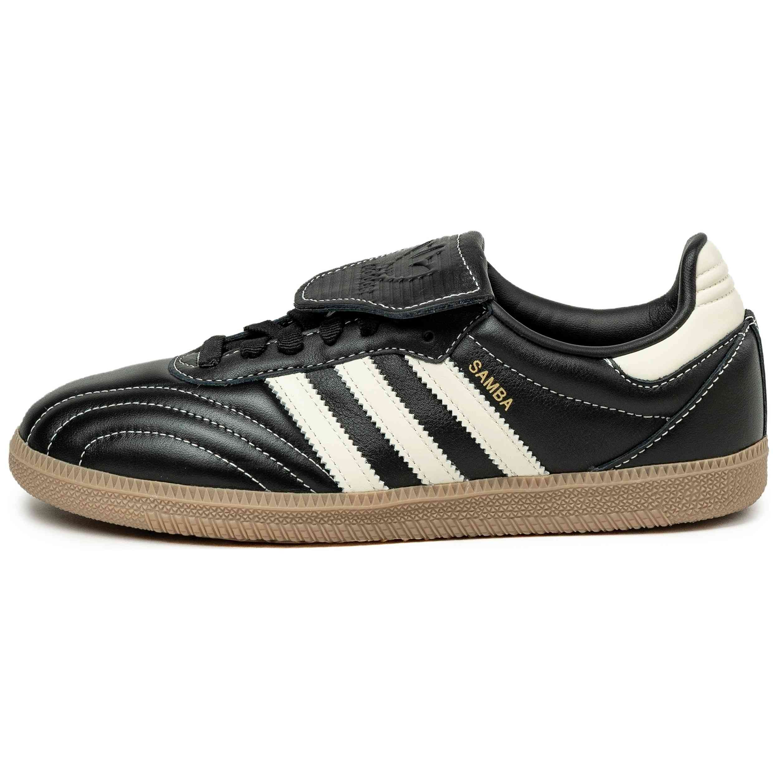 Zapatillas Adidas modelo JS3937 para hombre y mujer en color Negro