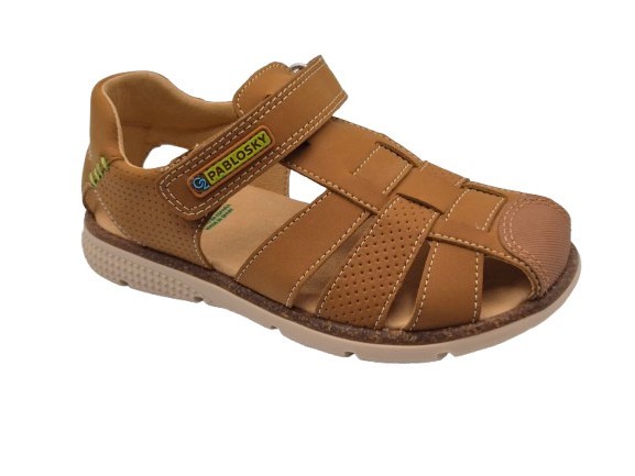 Pablosky - Sandalias de piel puntera cerrada para niños modelo 520894, cómodas y resistentes para uso diario en color coñac