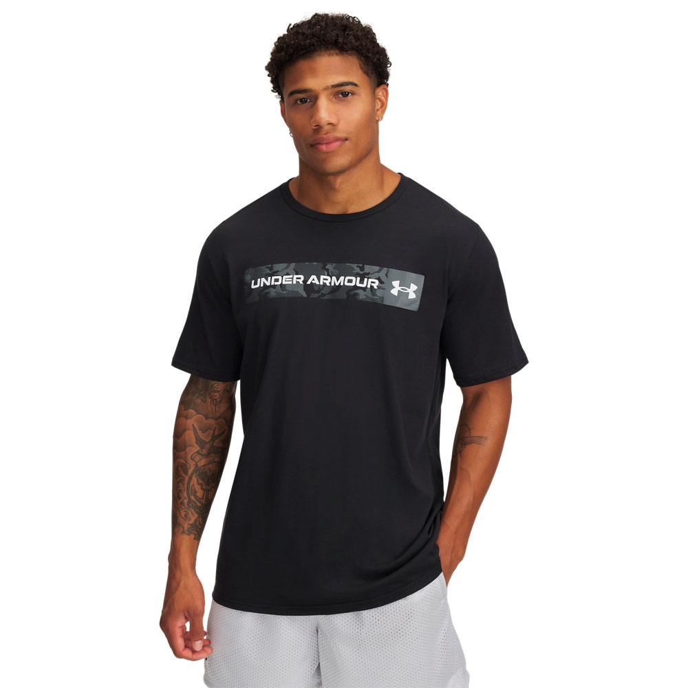 Under Armour Camiseta de manga corta Camo Chest Stripe 1376830-002 , para Hombre