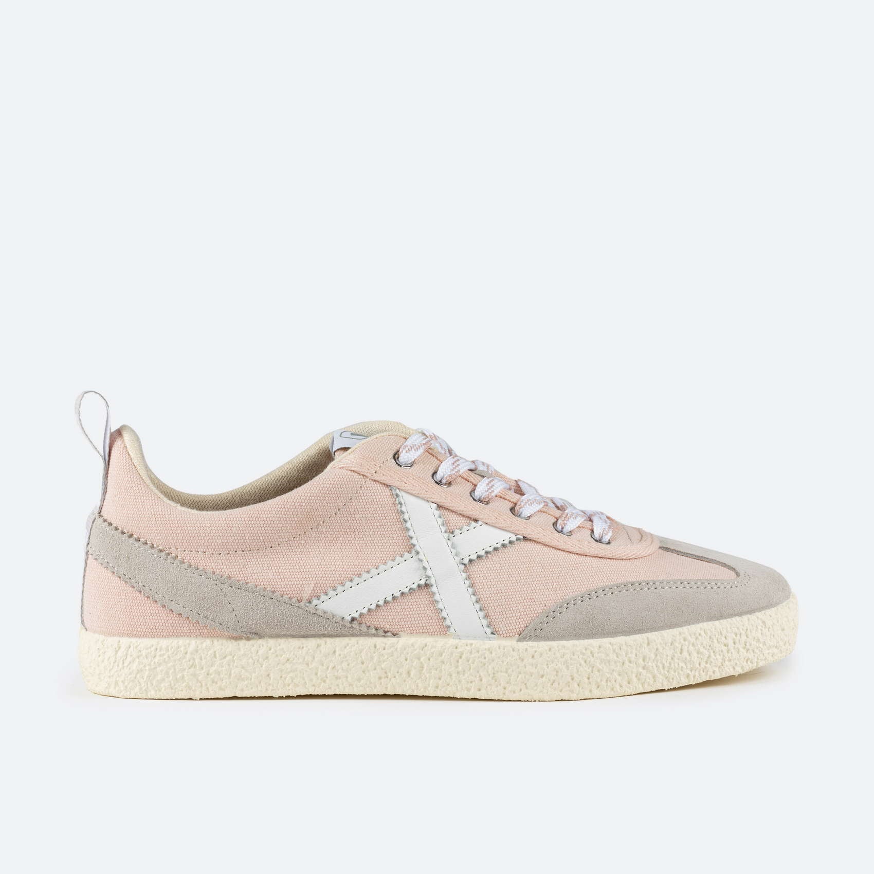 Munich - Zapatillas Volata mujer de ante y tejido técnico color verde estilo retro urbano con suela de goma antideslizante