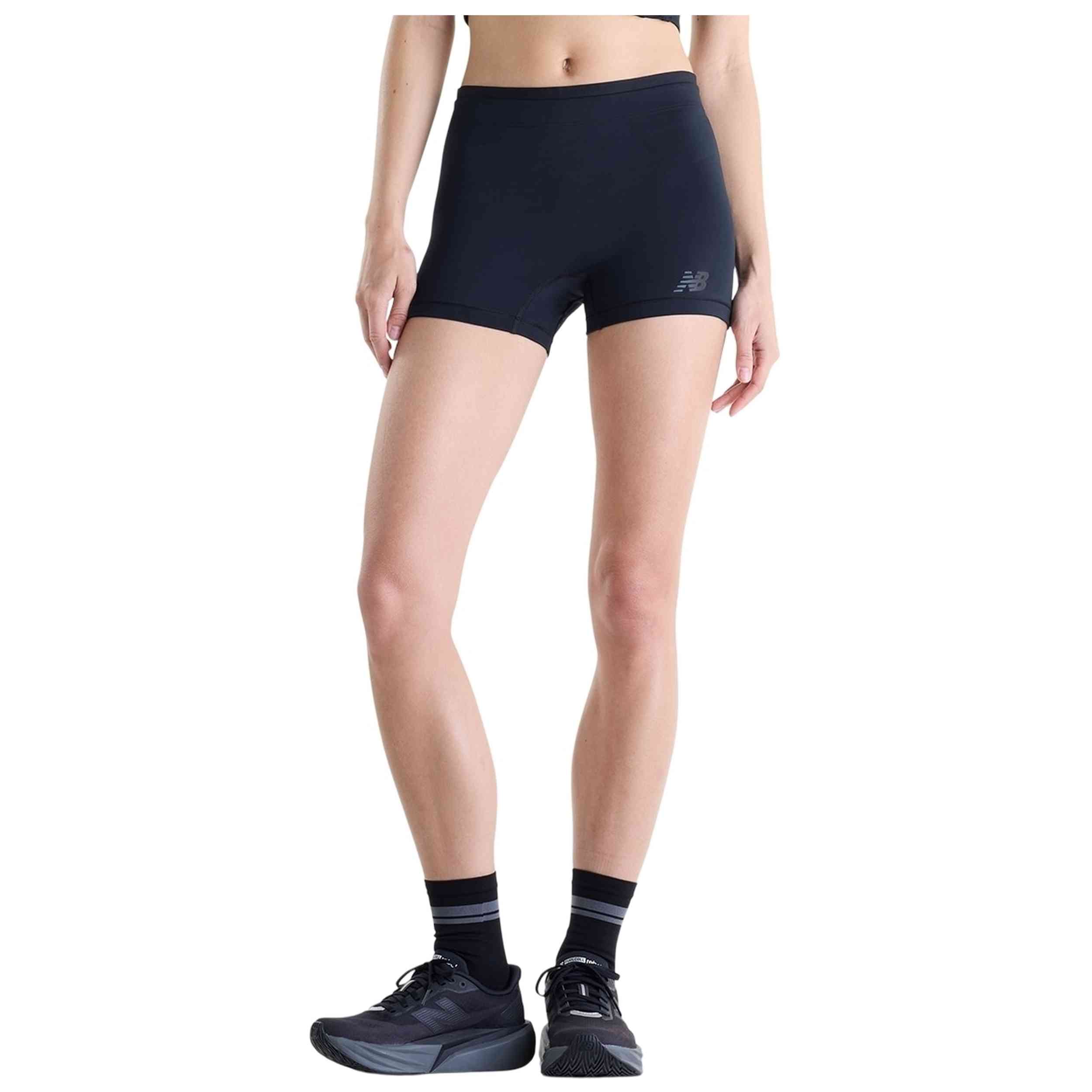 Pantalon Corto New Balance modelo WB61G para Mujer en color Negro