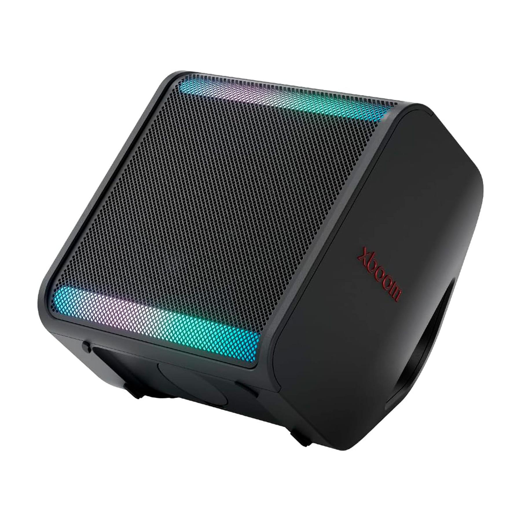 LG - Altavoz Bluetooth XBOOM Stage 301 by will.i.am de 120 W con woofer de 6,5 pulgadas, iluminación AI al ritmo de la música y resistencia IPX4 para fiestas al aire libre