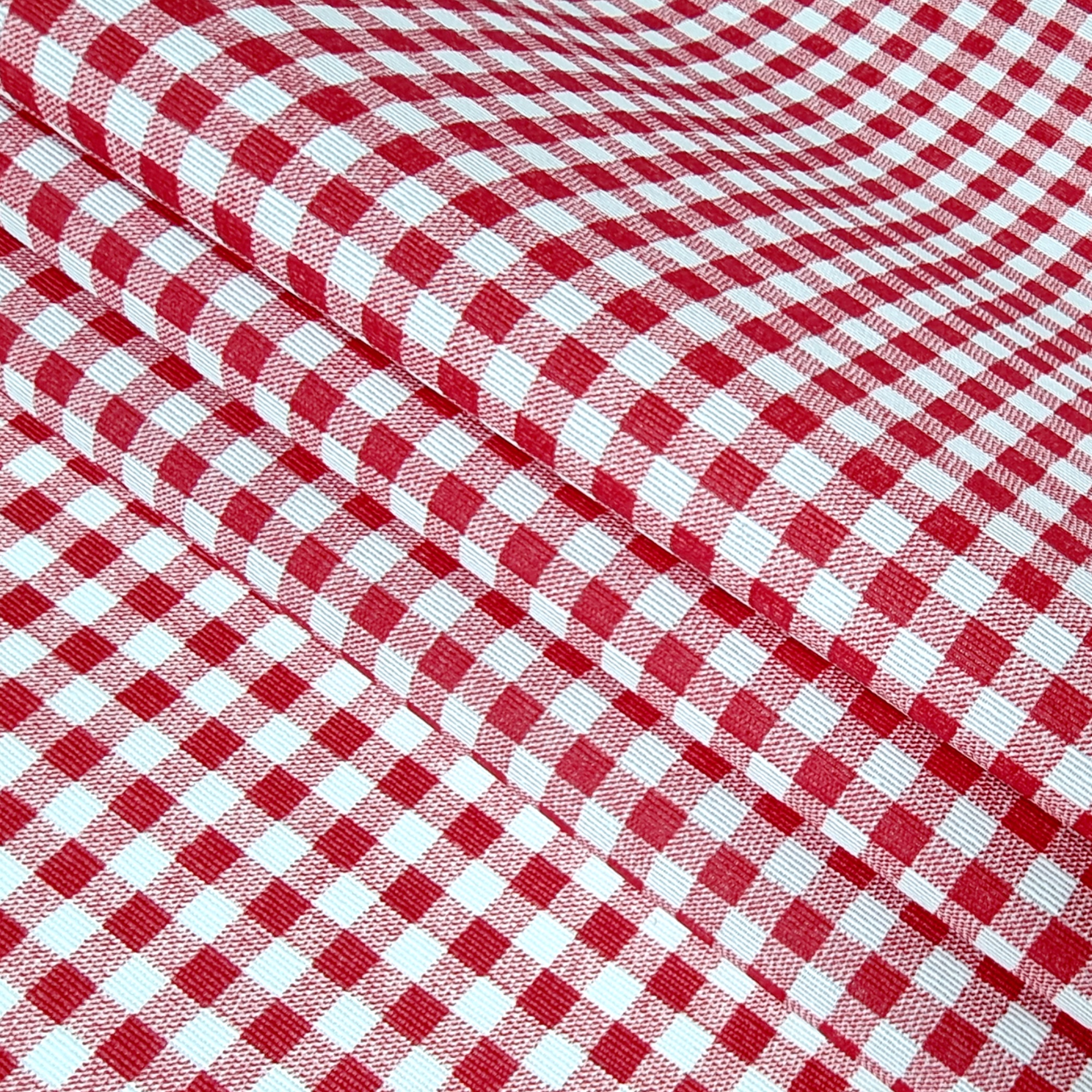 Mantel de tela resinada impermeable y antimanchas, diseño de cuadros rojos clásicos, fácil de limpiar, ideal para cocina, comedor o terraza
