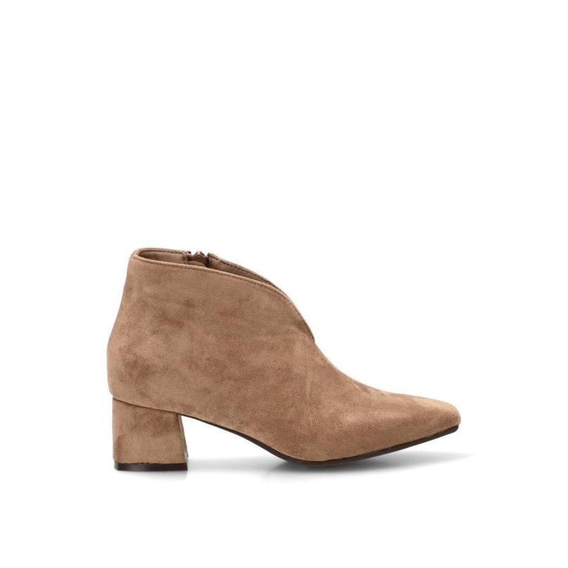 Botin Weekend Yulia - Mujer - Tacón Medio - Modelo Ber6081 - Color Beige