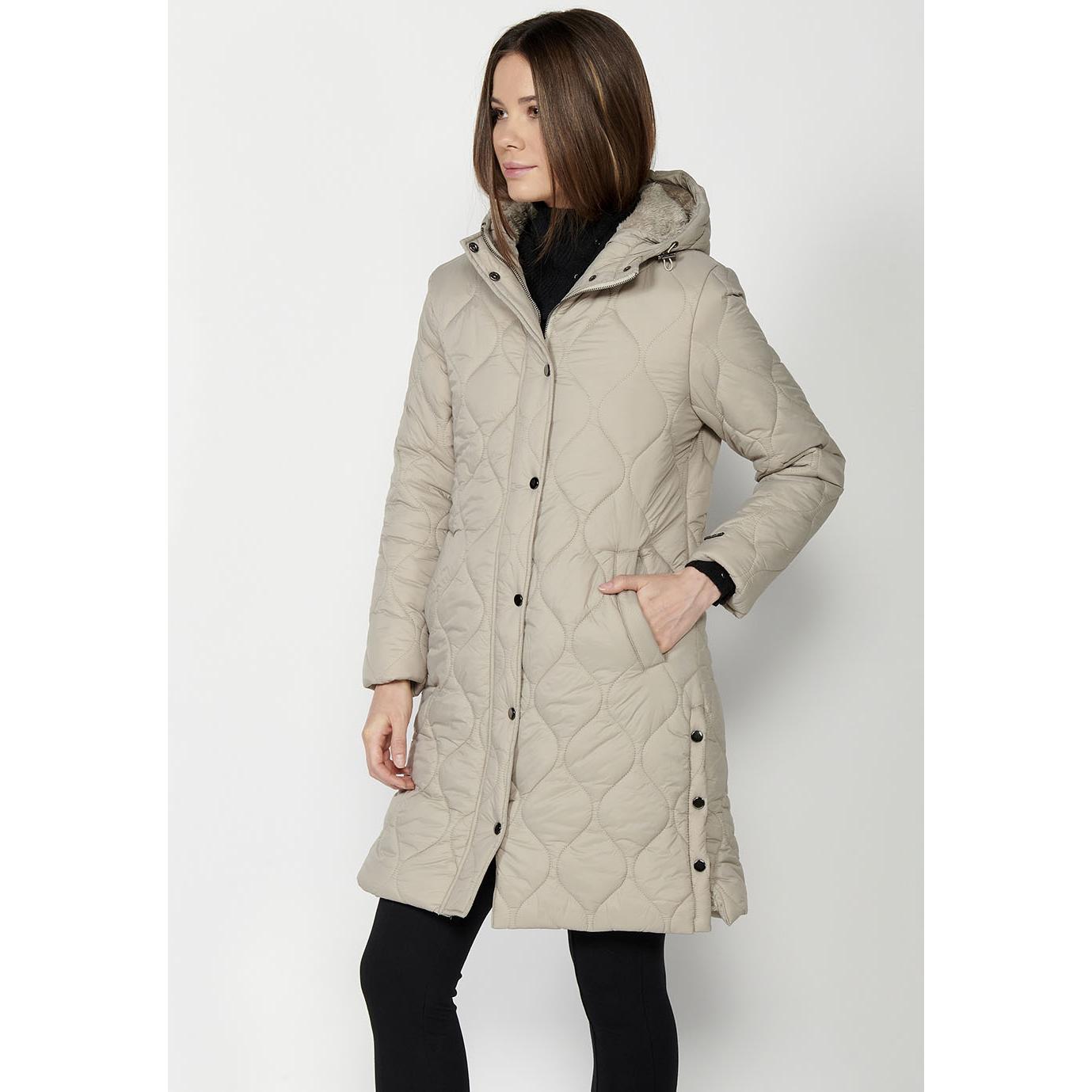 Koroshi - Parka larga acolchada para mujer, térmica de poliéster 100%, cierre con cremallera y solapa cortavientos – Koroshi 2422JA68