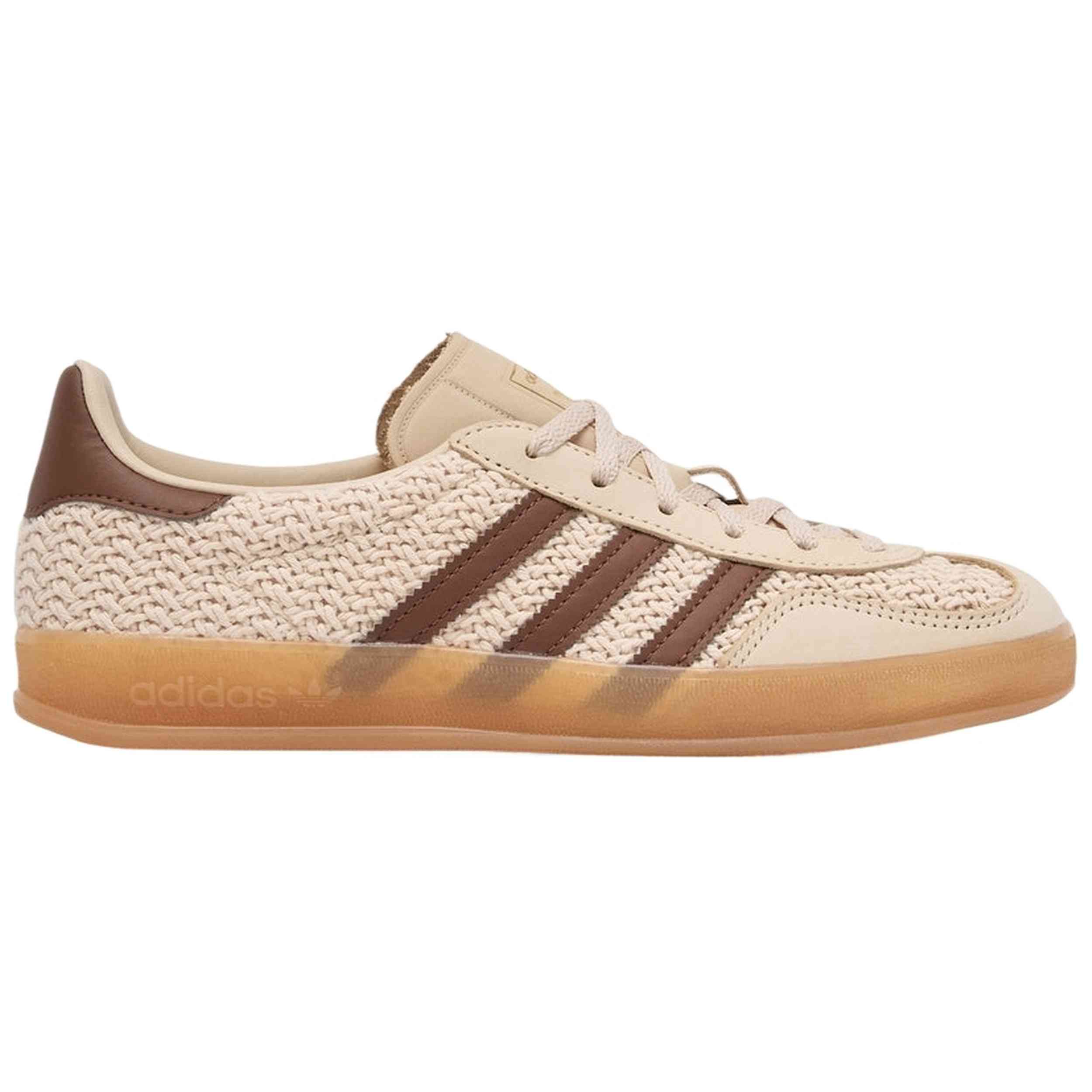 Zapatillas Adidas modelo JS1418 para hombre y mujer en color Beige