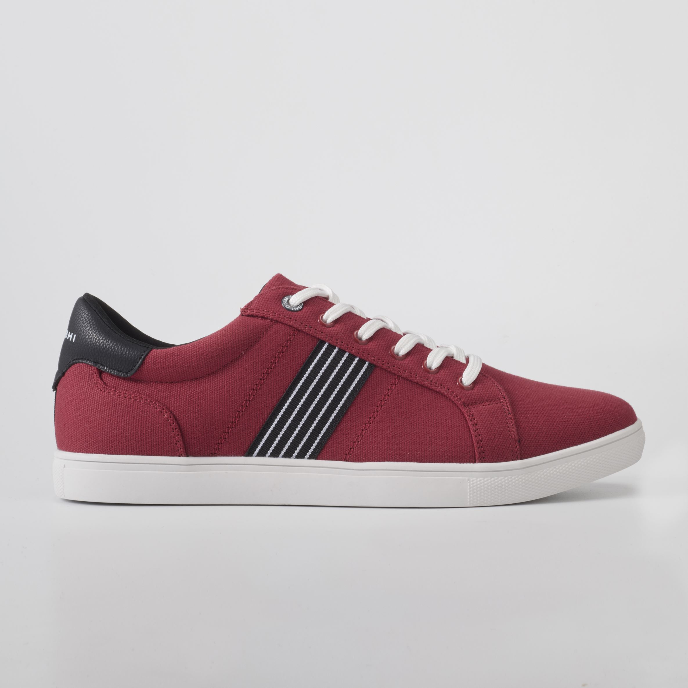 Koroshi - Zapatillas de polipiel para hombre modelo 2111XC06, estilo urbano clásico con cordones, fácil limpieza y talla fiel (40-45)