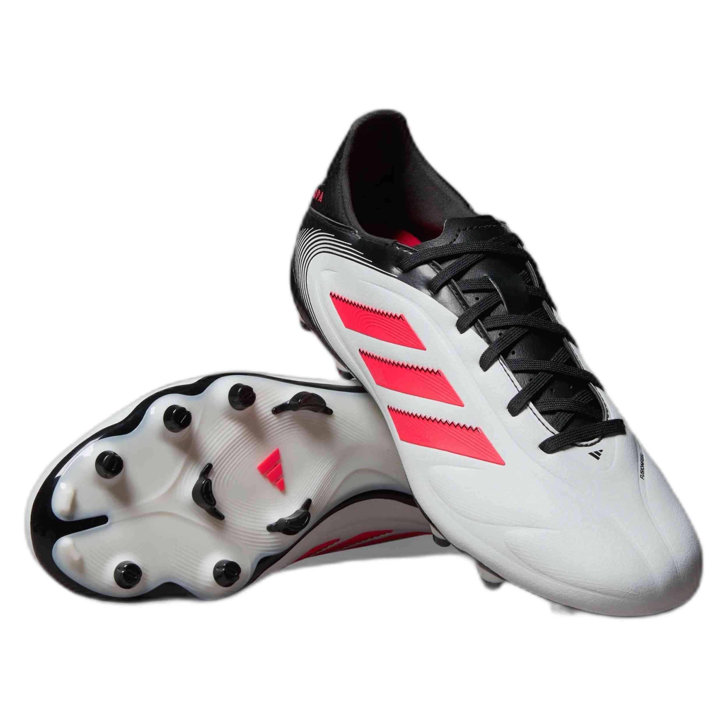 Botas De Futbol Adidas modelo ID9049 para hombre y mujer en color Blanco