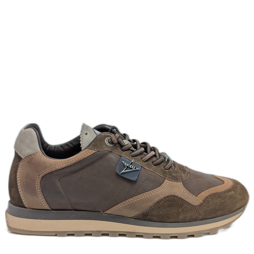 Cómoda 848 ANTE CACAO marrón de CETTI: zapatilla hombre en nylon y ante, plantilla acolchada extraíble, cordones elásticos y suela de goma antideslizante. ¡Cómpralas ahora! Altura Tacón bajo (1-3 cm) Referencia