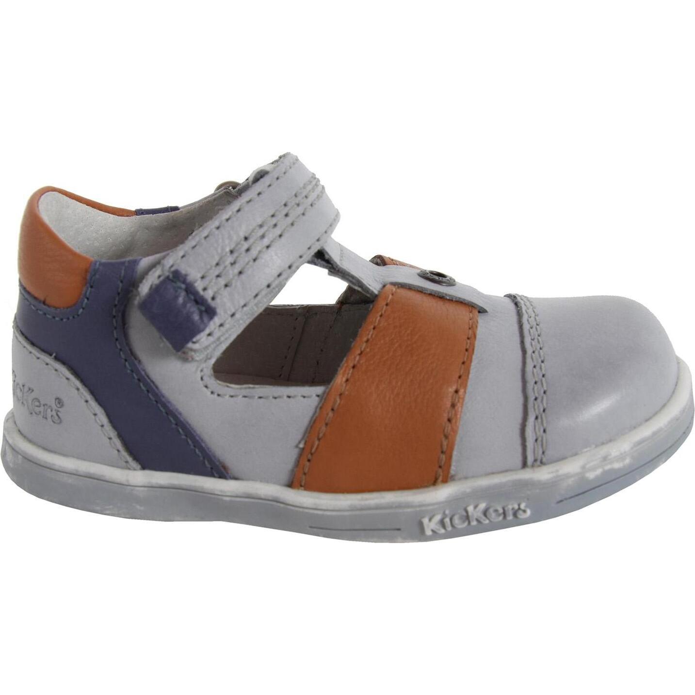 Discover KICKERS 413540-10 TROPICALI GRIS BLEU Kids' Shoes, leather construction with cushioned insole, anti-slip sole, and flexible design for active children in autumn/winter.