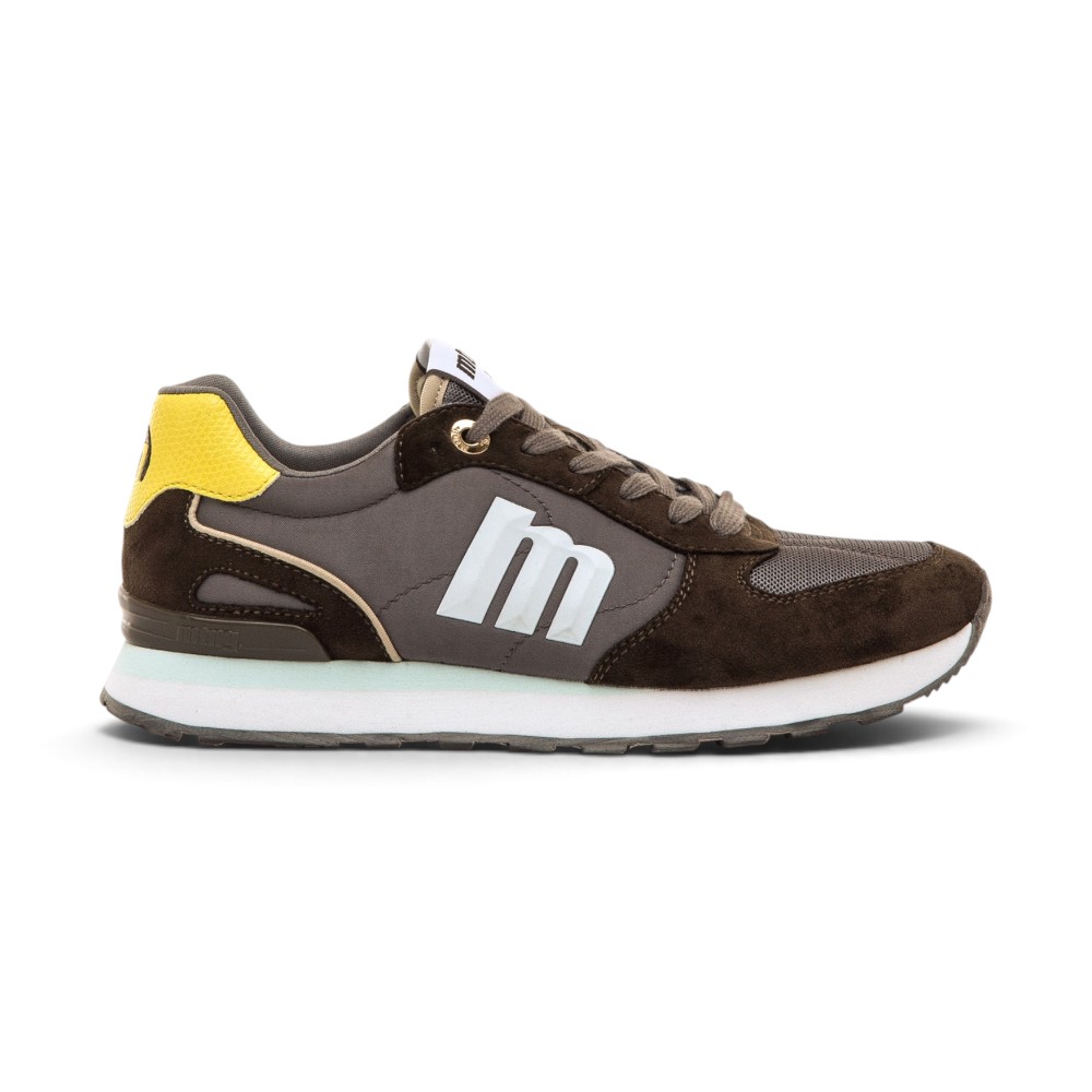 Deportivos Mustang modelo 60021 en color Marrón
