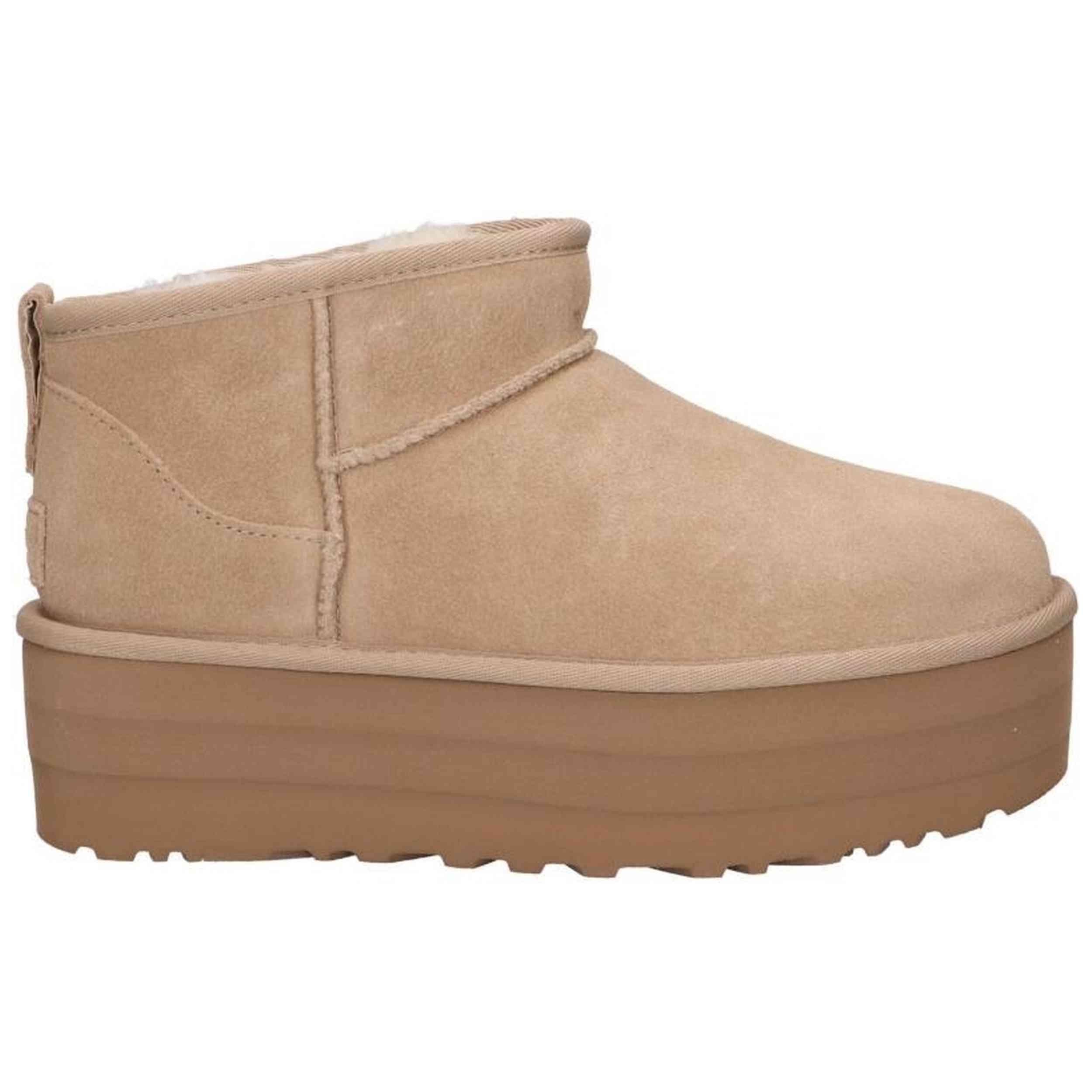 Calzado Ugg modelo W Classic Ultra Mini Platform en color Beig