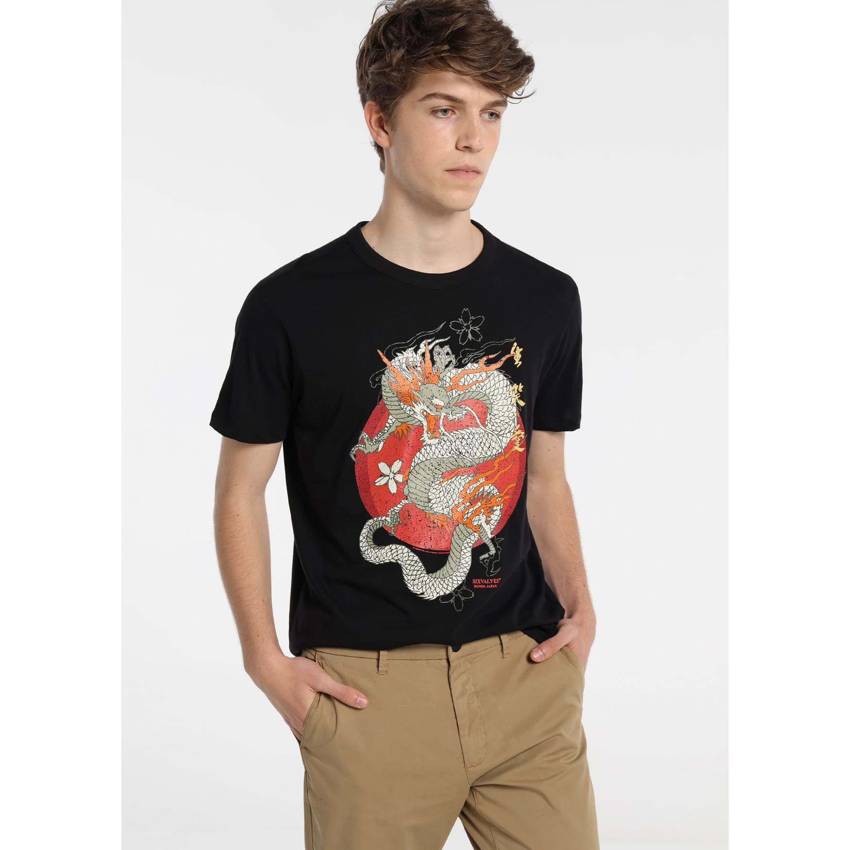 SIX VALVES - Camiseta manga corta con grafica dragon geiko