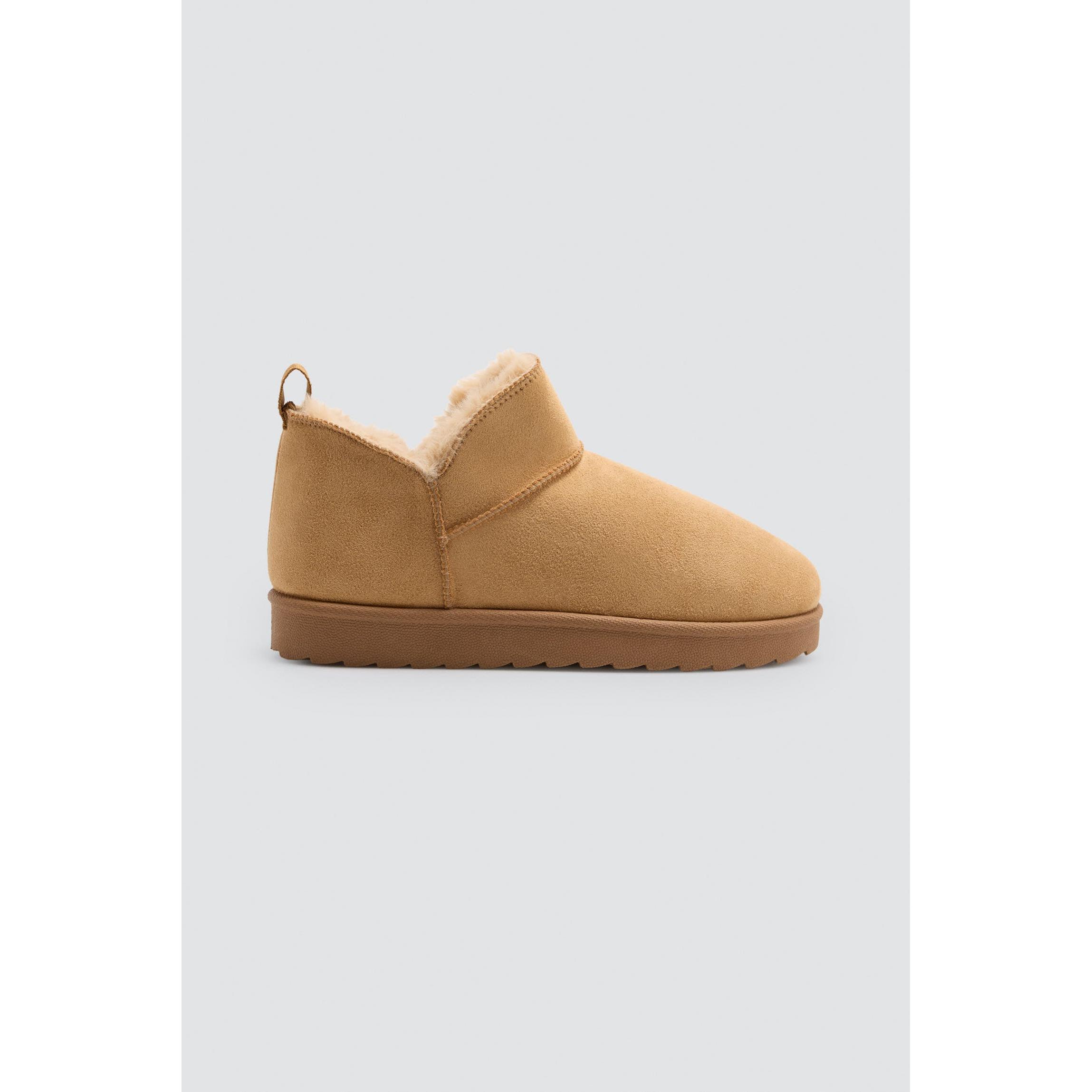 Ysabel Mora - Botas de casa con pelo camel