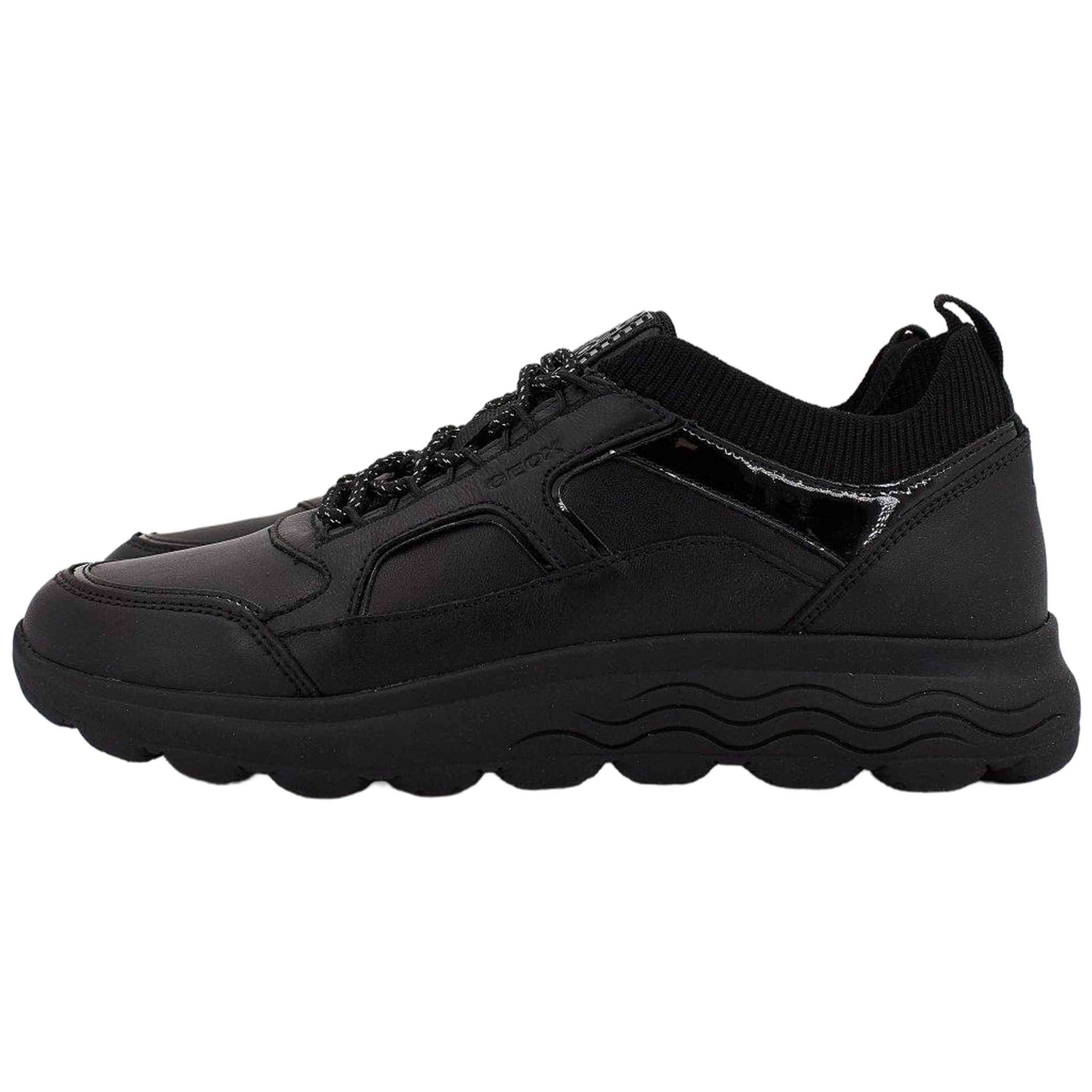 Zapatillas Geox modelo Spherica para Mujer en color Negro