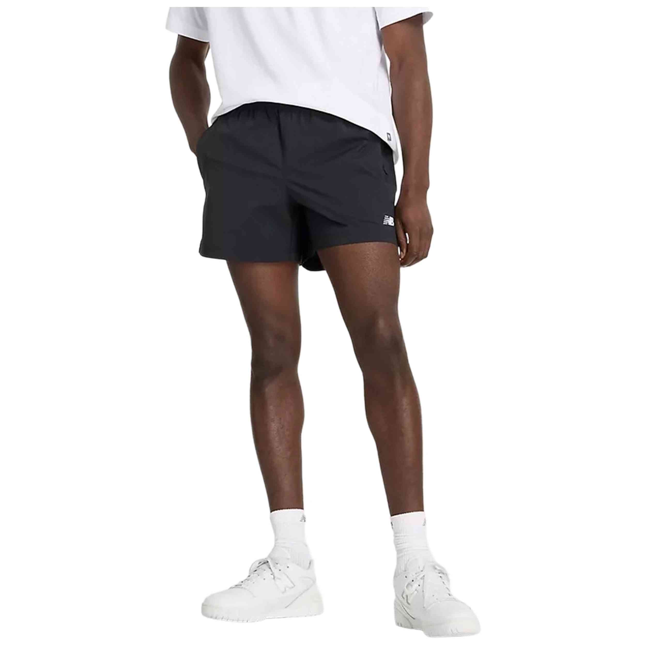 Pantalon Corto New Balance modelo MS41517BK para hombre y mujer en color Negro
