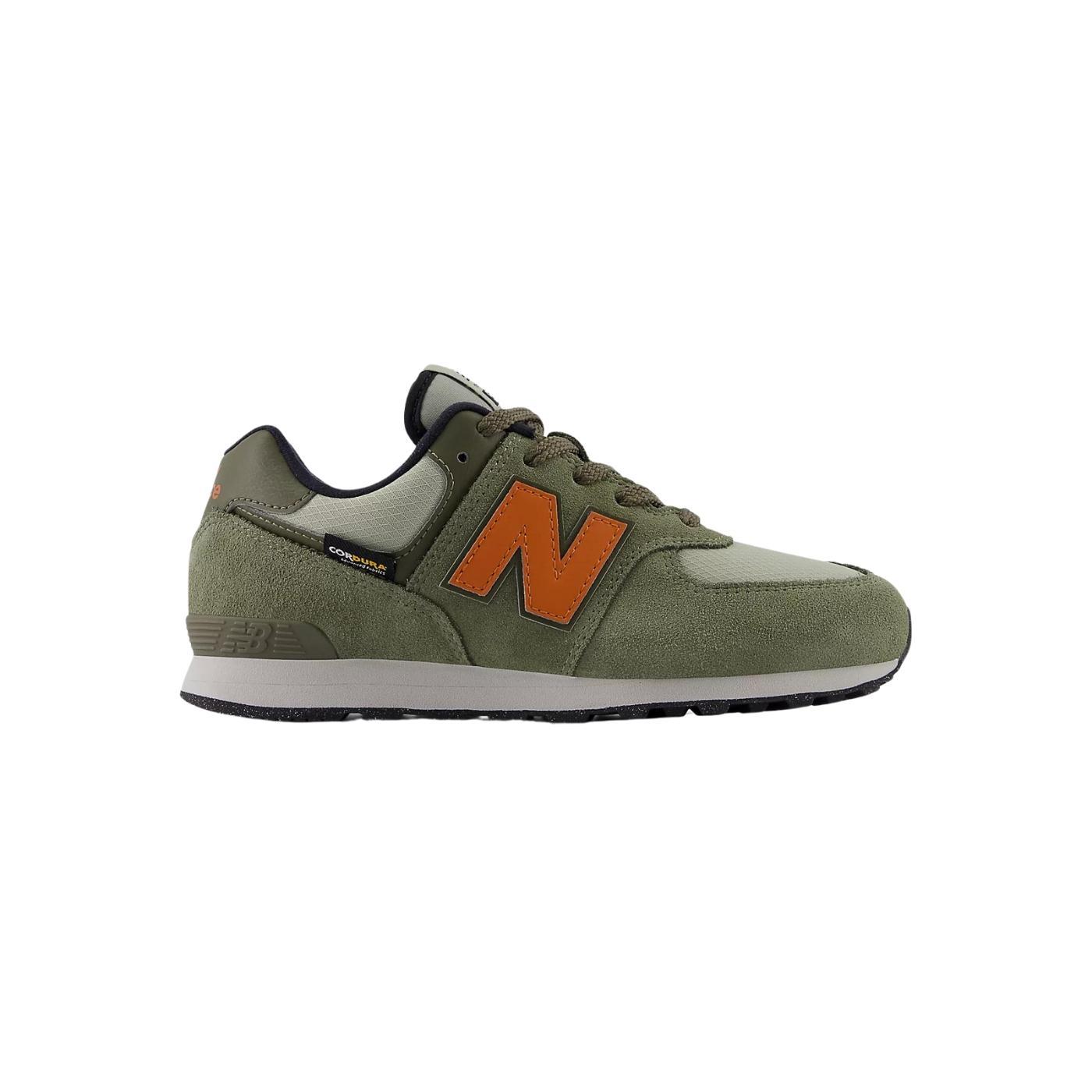 Zapatilllas new balance gc574sof verde de niño.