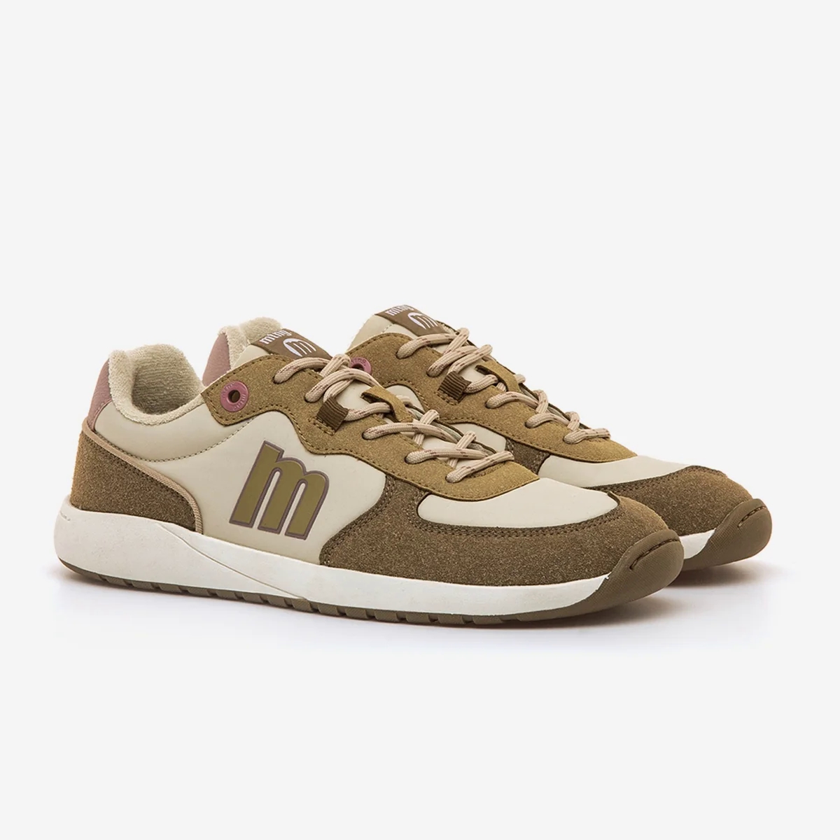 Deportivas Mustang modelo 60857 en color Beige