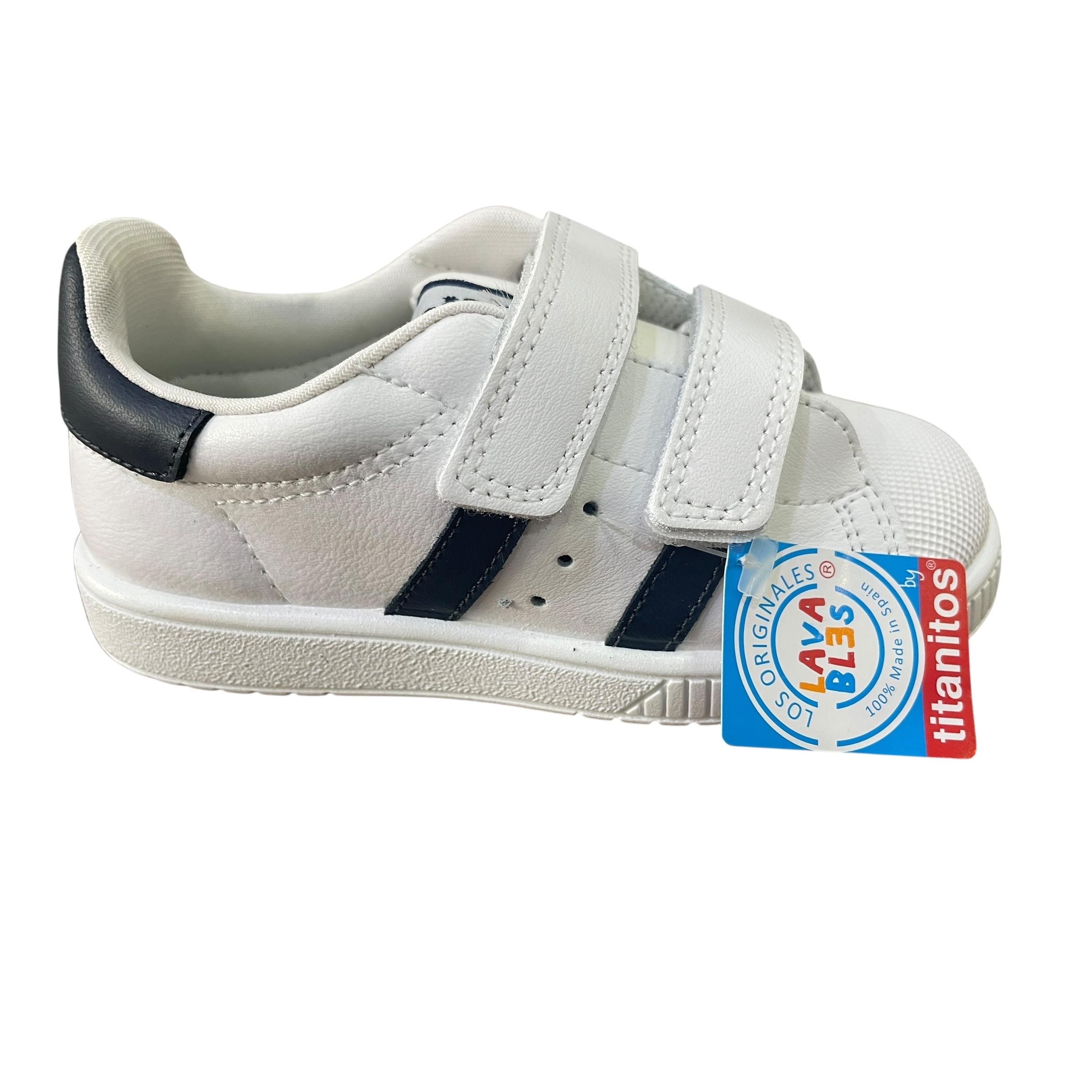 Titanitos Kids Footwear modelo Smash en color Azul
