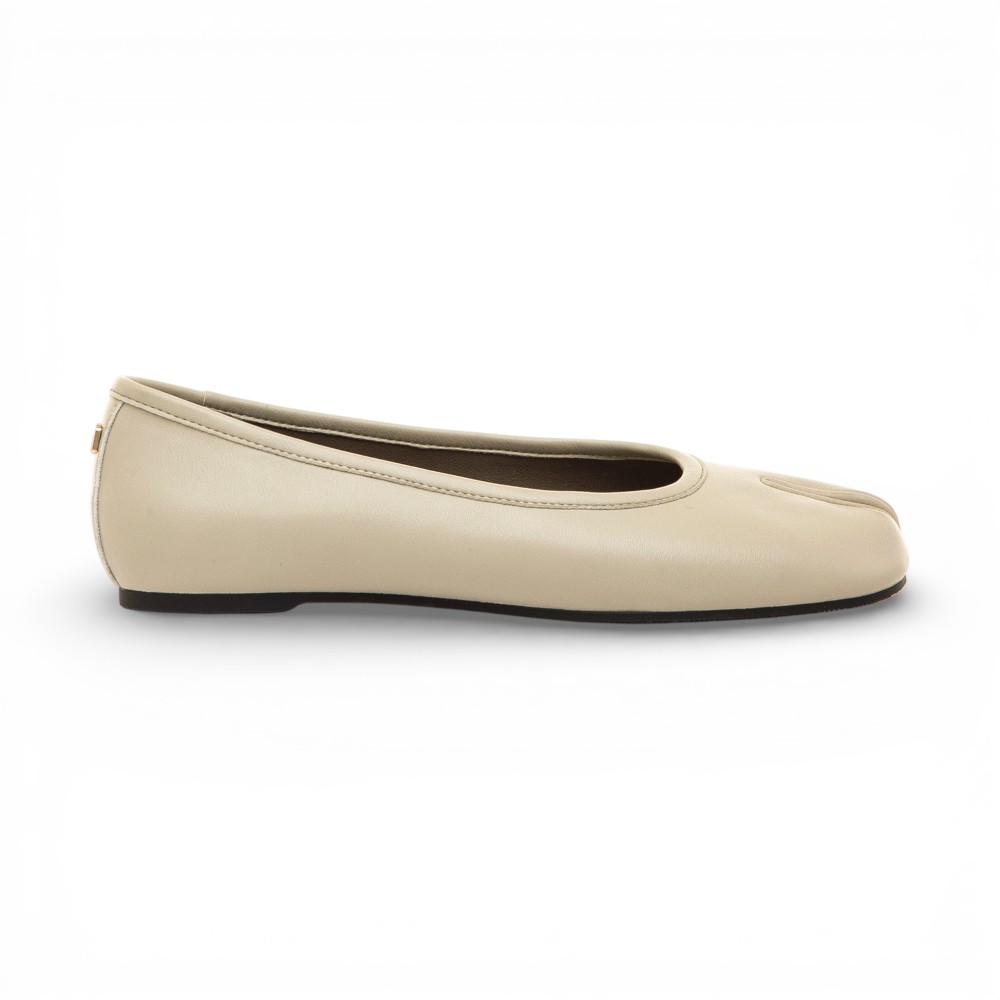 Bailarinas Mustang modelo 56265 en color Beig