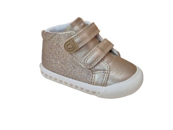 Botas Casual Respetuosas Barefoot Para Niñas, Marca Tecnobaby Byconguitos, En Color Oro. Tecnobaby