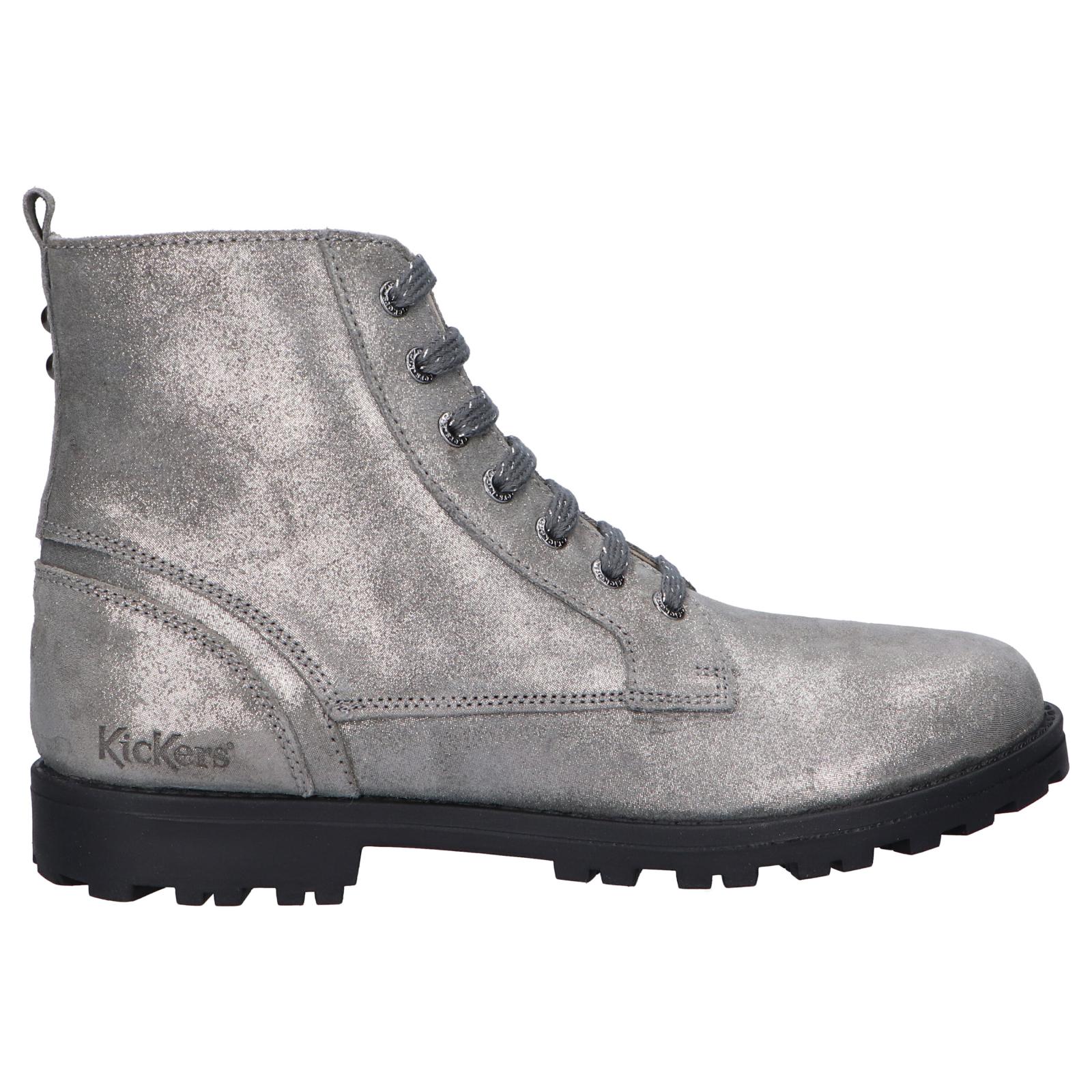 Kickers Girl Boots 830041 GROOKE 16 in Silver Metallic, stylish girl's winter boots with a non-slip sole, flexible design, and velcro closure for easy wear, perfect for daily activities and fashionable outfits.