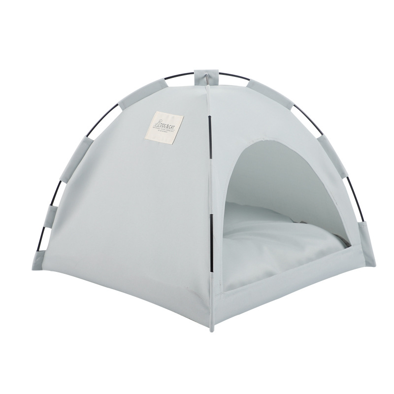 El kit esencial para mantener a tu mascota fresca y cómoda durante el verano. Incluye colchón refrigerante y tienda plegable, diseñados para uso interior y exterior.
