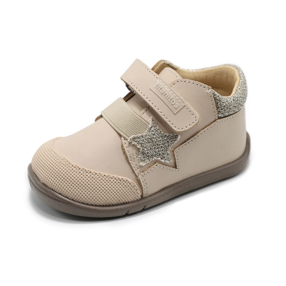 Botas Titanitos modelo B500 Davinia en color Beige