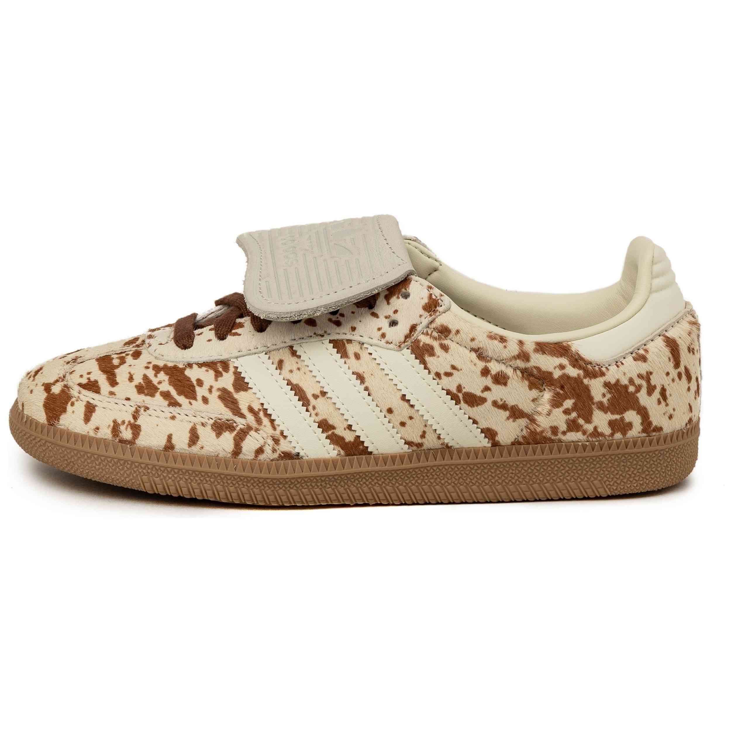 Zapatillas Adidas modelo JS3931 para hombre y mujer en color Almendra - Animal Print