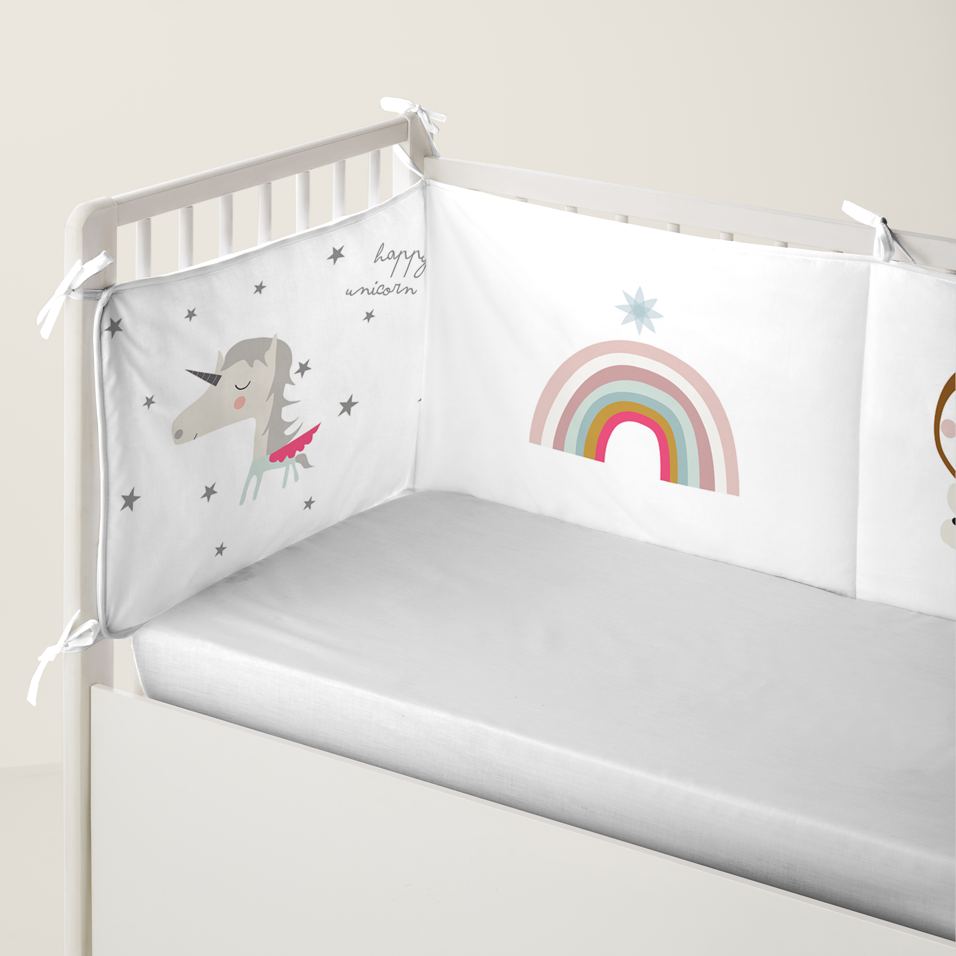 HACIENDO EL INDIO - Protector de Cuna Chichonera 100% Algodón - Protector Acolchado Antigolpes con Cintas de Sujeción - Medida 60x60x60+40 cm - 32 Modelos - Fabricado en España