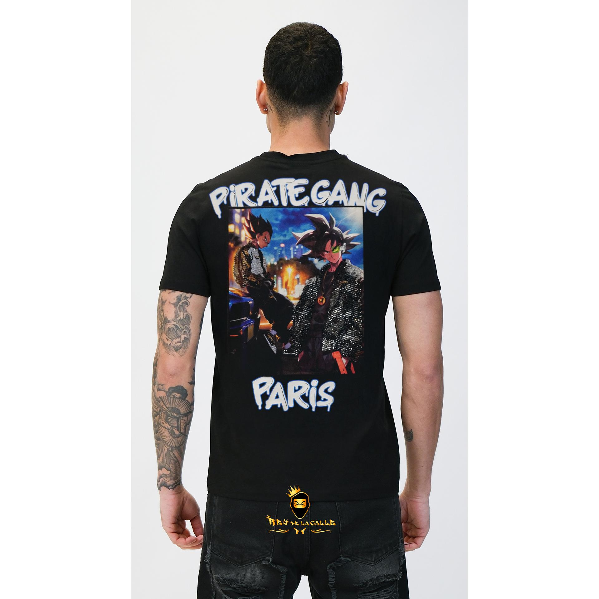 Camiseta Pirate Gang París Negra Terciopelo y Pedrería Brillante Goku y Vegeta