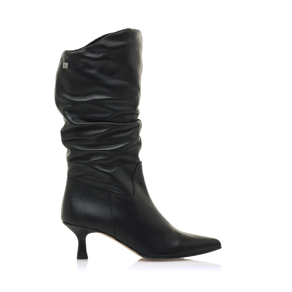 Botas Mustang 52642 en color Negro