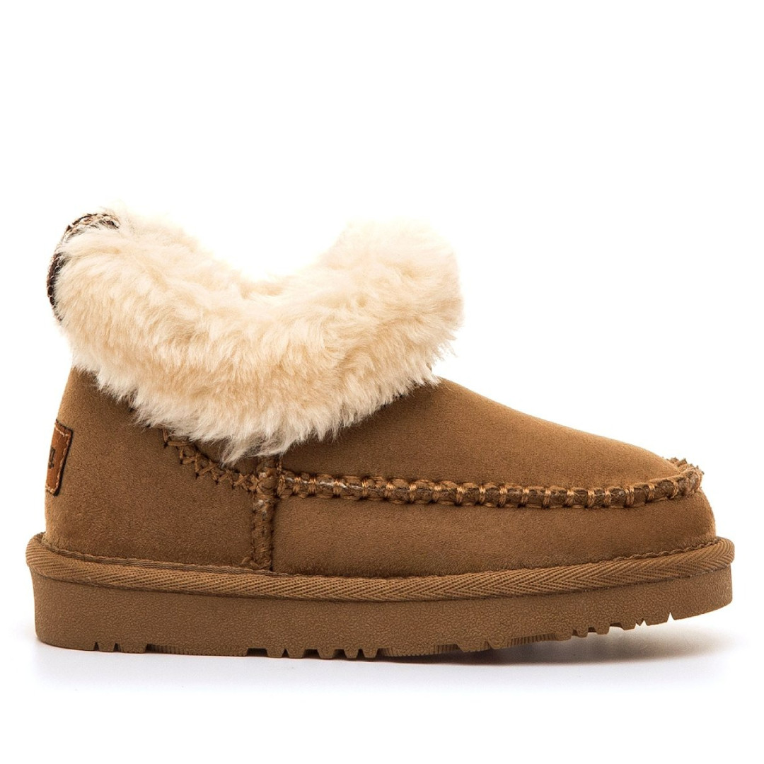 Botines Mustang Sky marrones para niña con pelo y acabado repelente al agua