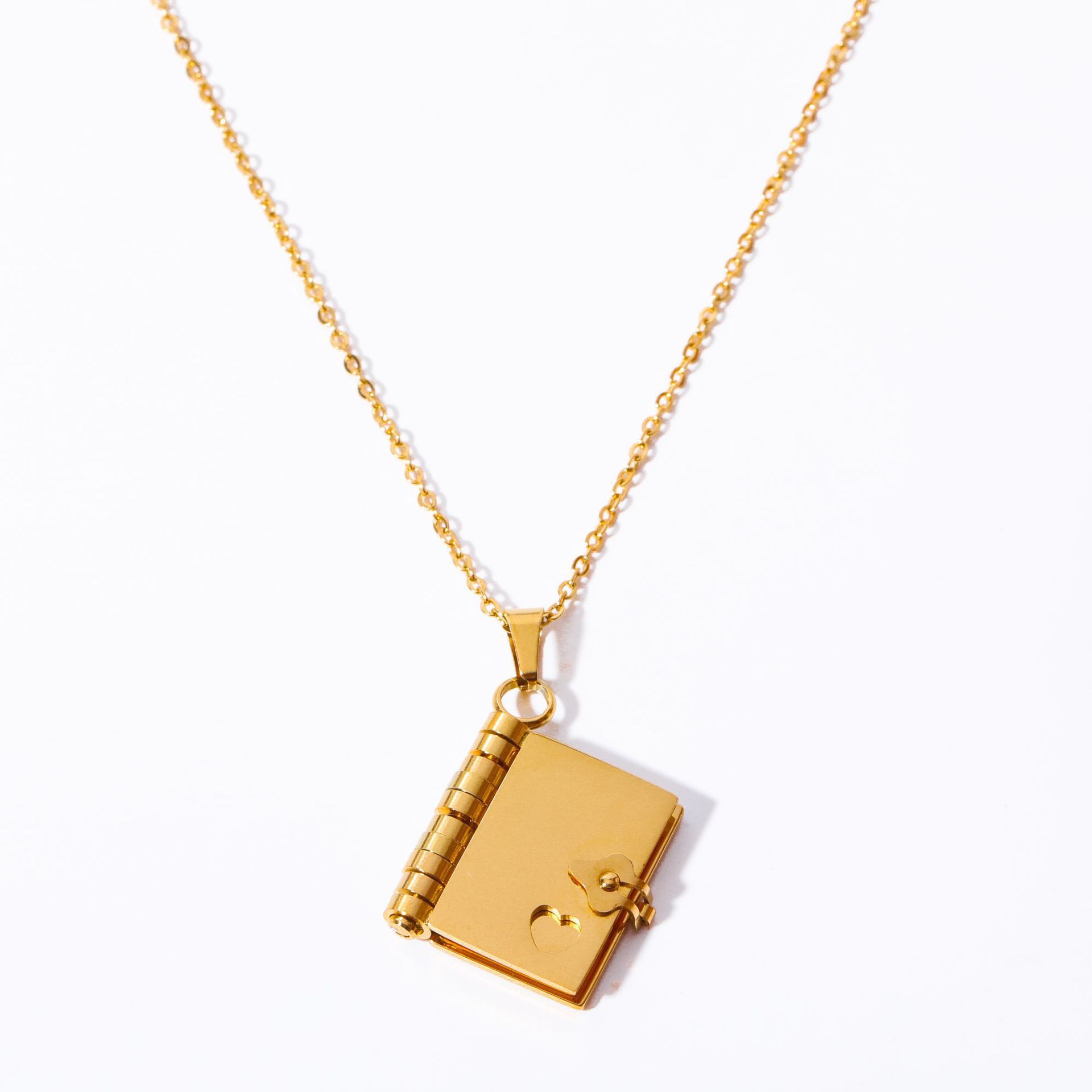Collar sobre con letra de amor para mujer: libro de corazón de acero inoxidable, joyería con medallón abierto, joyería para el día de la madre, regalos para el día de San Valentín para mamá