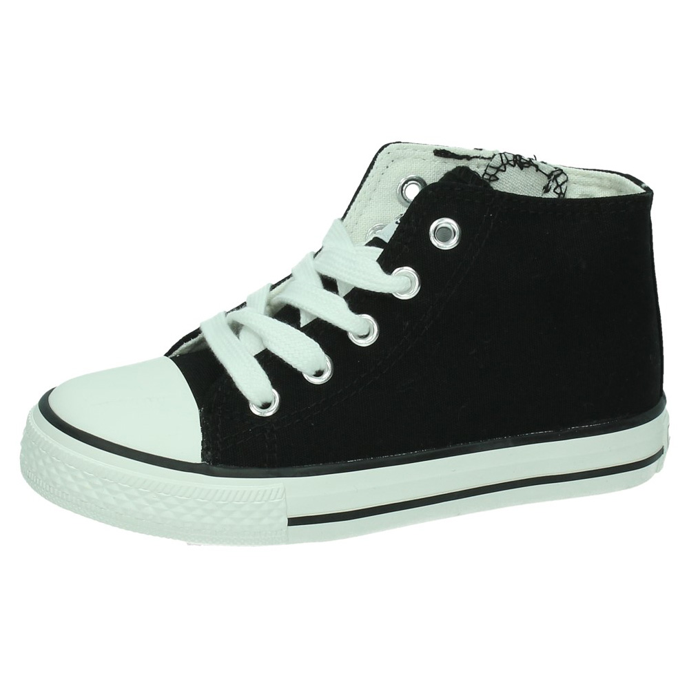 Zapatillas marca CONGUITOS para niño en color negro. BOTITA DE LONA