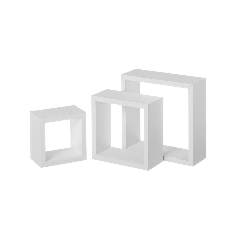 Set de 3 estantes de pared cuadrados blancos de 25x25, 20x20 y 15x15 cm Fabricados en Tablero Laminado PVC. Peso Máximo Soportado 5 Kg. Diseño Flotante. Requiere Montaje CasaSelección