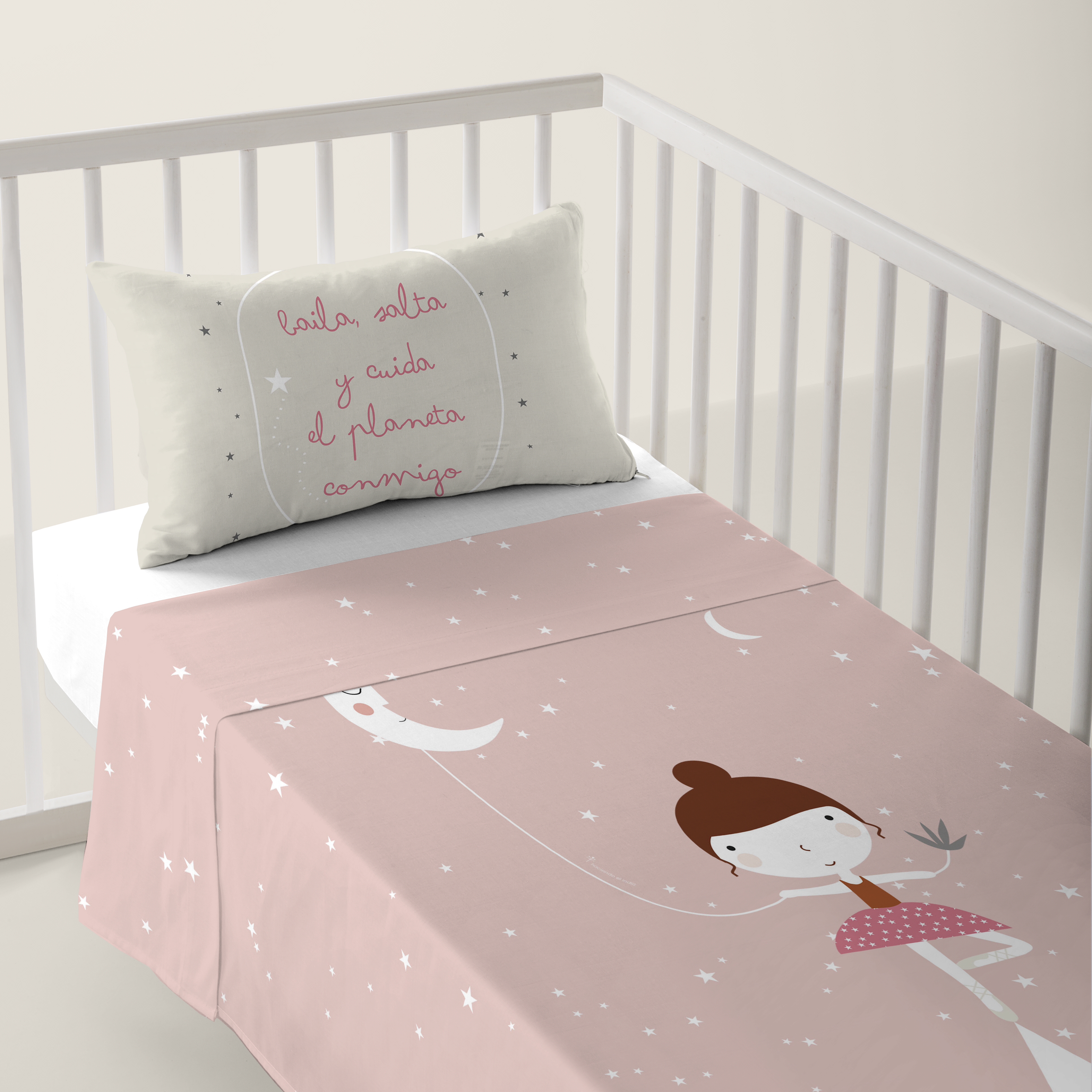 HACIENDO EL INDIO - Juego de Sábanas Cuna Estampado 100% Algodón - Juego de 2 Piezas Incluye Sábana Encimera y 1 Funda de Almohada - 100x130/120x180 cm - 13 Modelos Disponibles - Fabricado en España