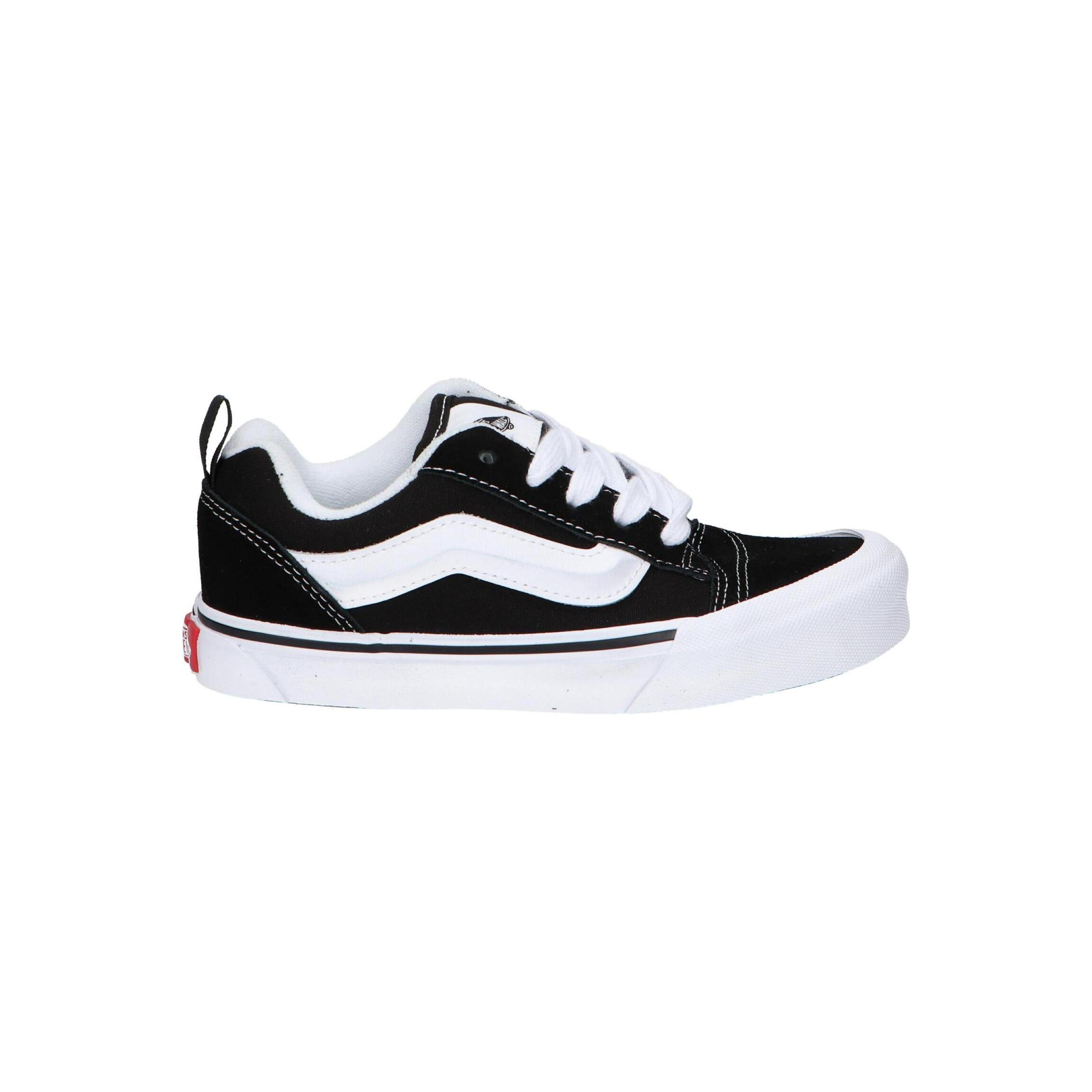 Zapatillas Casual Para Niña Vans en color Negro