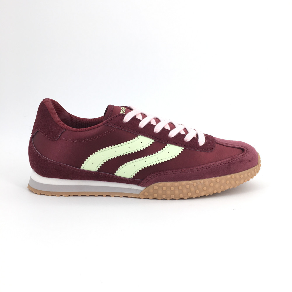 Deportivo de Gioseppo para mujer, mod.80668, Deportivo liso con dos rayas laterales y plantilla acolchada muy cómoda